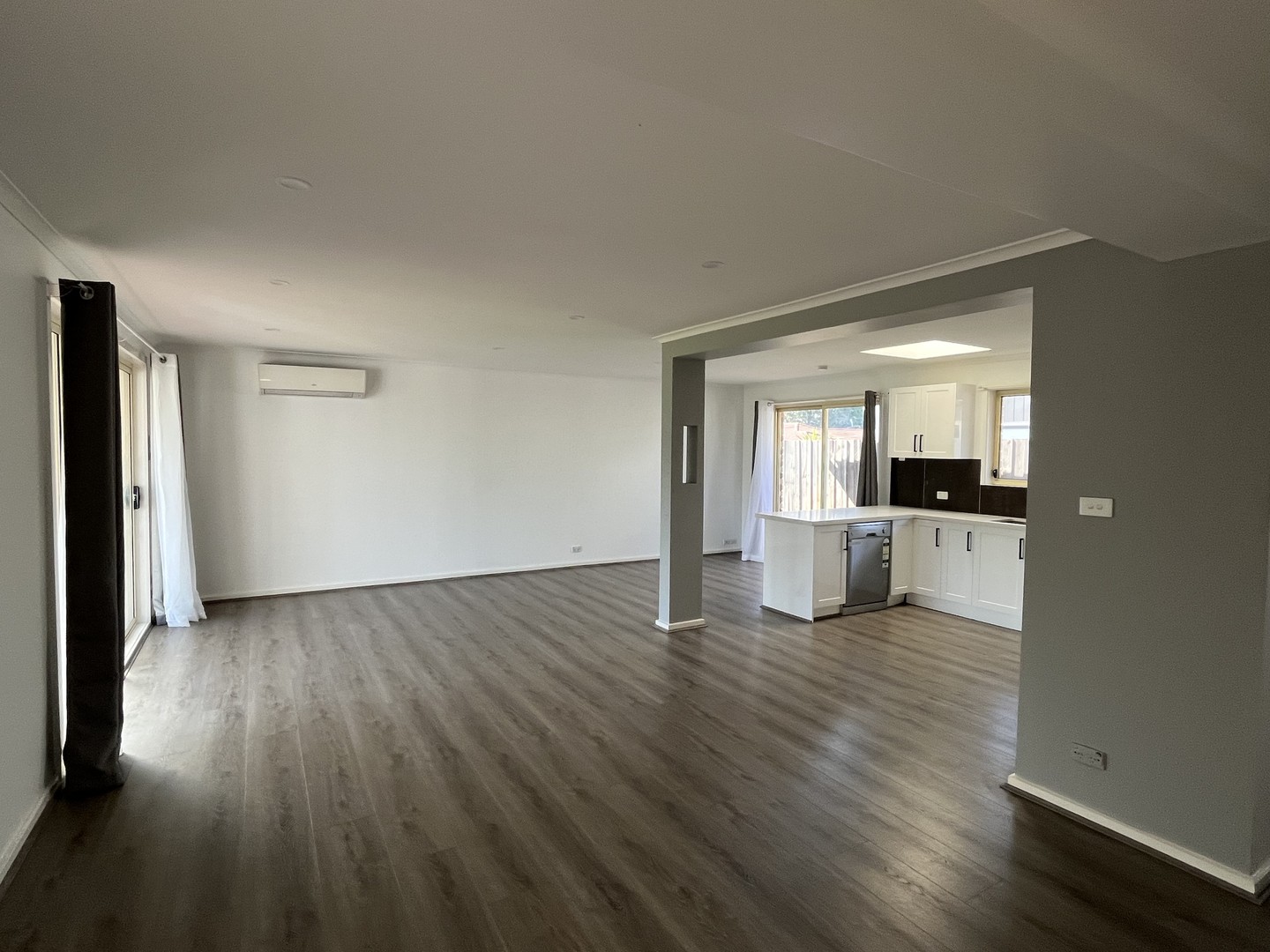 5 Bottlebrush Drive, Hoppers Crossing, VIC 3029 - Thumbnail 2 - 05/09/2022