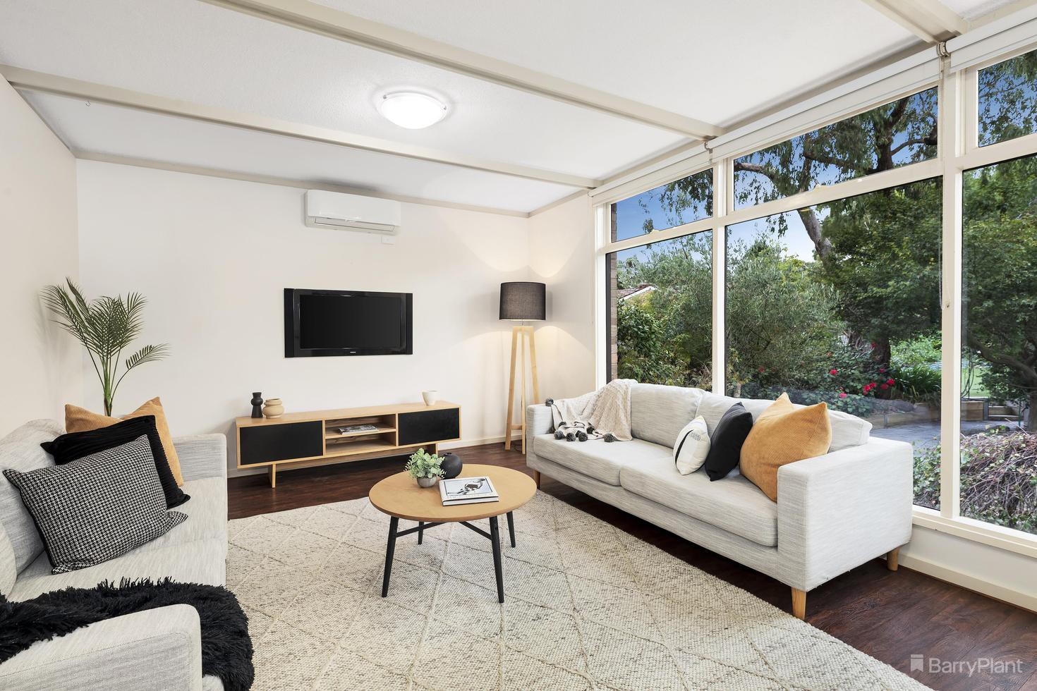5 Brenda Court, Nunawading, VIC 3131, Nunawading - Thumbnail 2