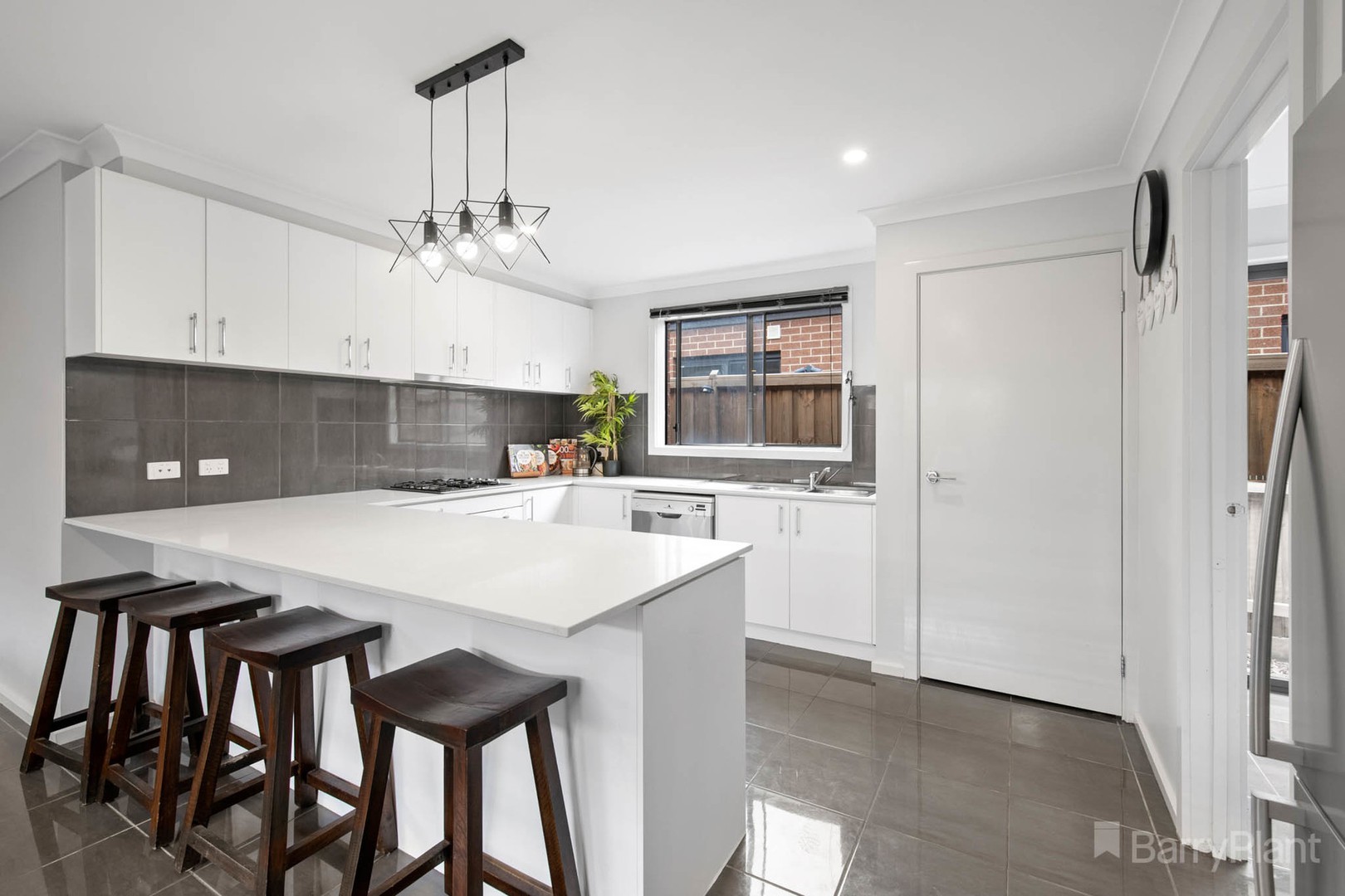 5 Bronte StreetCranbourne West, VIC 3977, Cranbourne West - Thumbnail 3