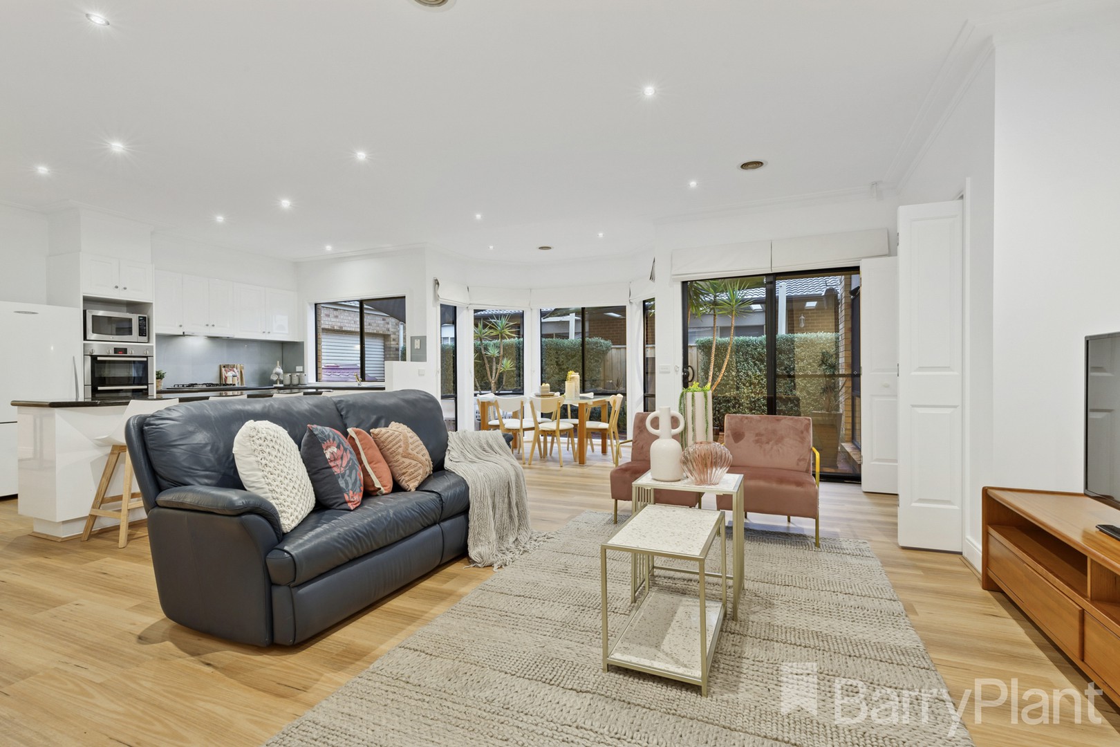 5 Buttercup Grove, Bundoora, VIC 3083, Bundoora - Thumbnail 5