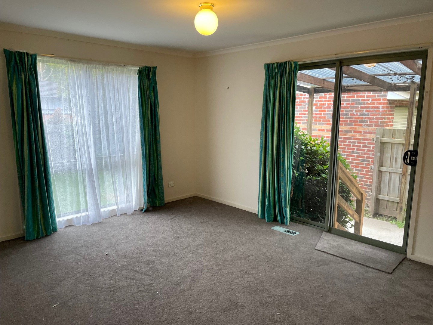5 Carmel Avenue, Ferntree Gully, VIC 3156, Ferntree Gully - Thumbnail 5