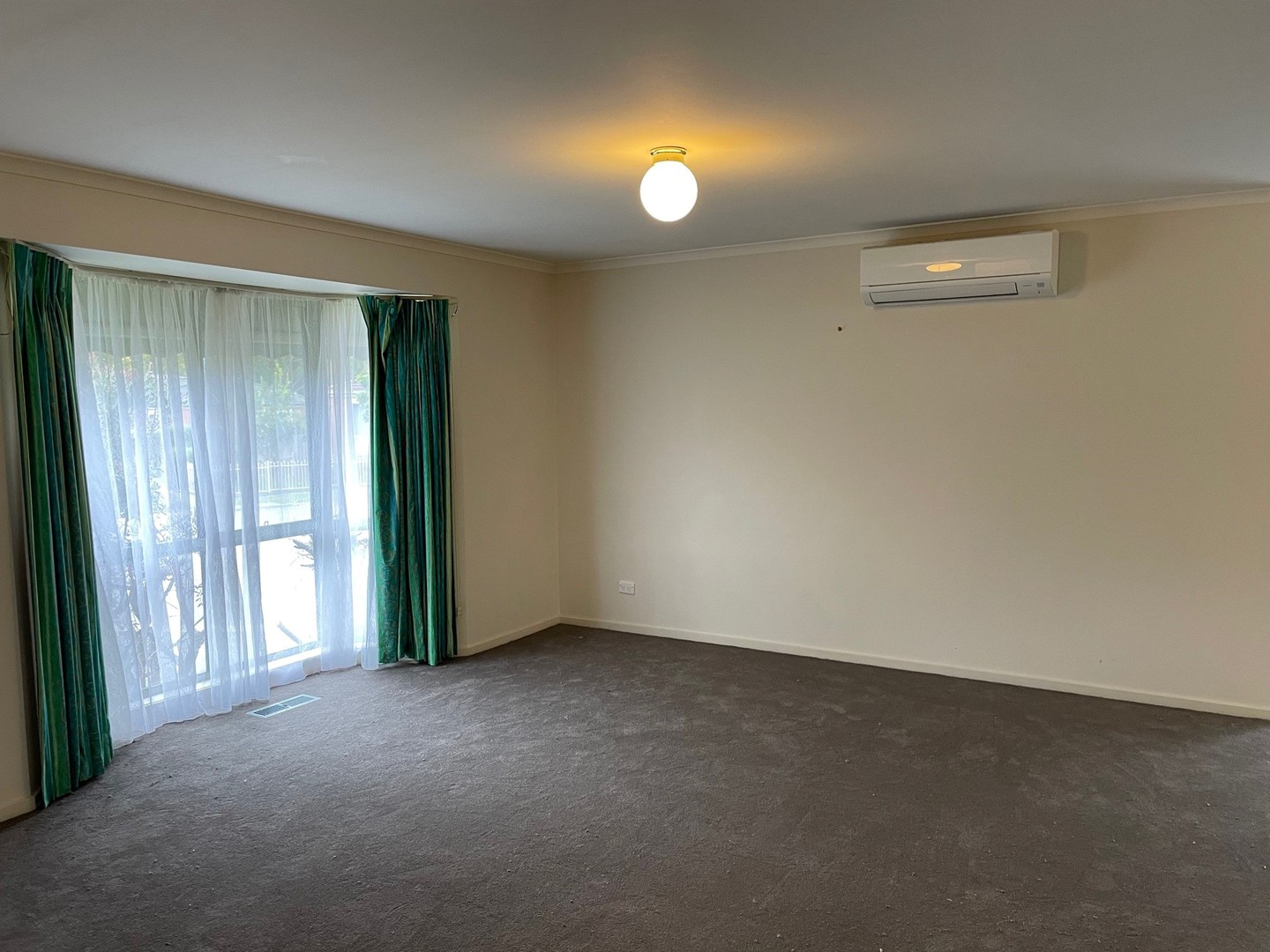 5 Carmel Avenue, Ferntree Gully, VIC 3156, Ferntree Gully - Thumbnail 6