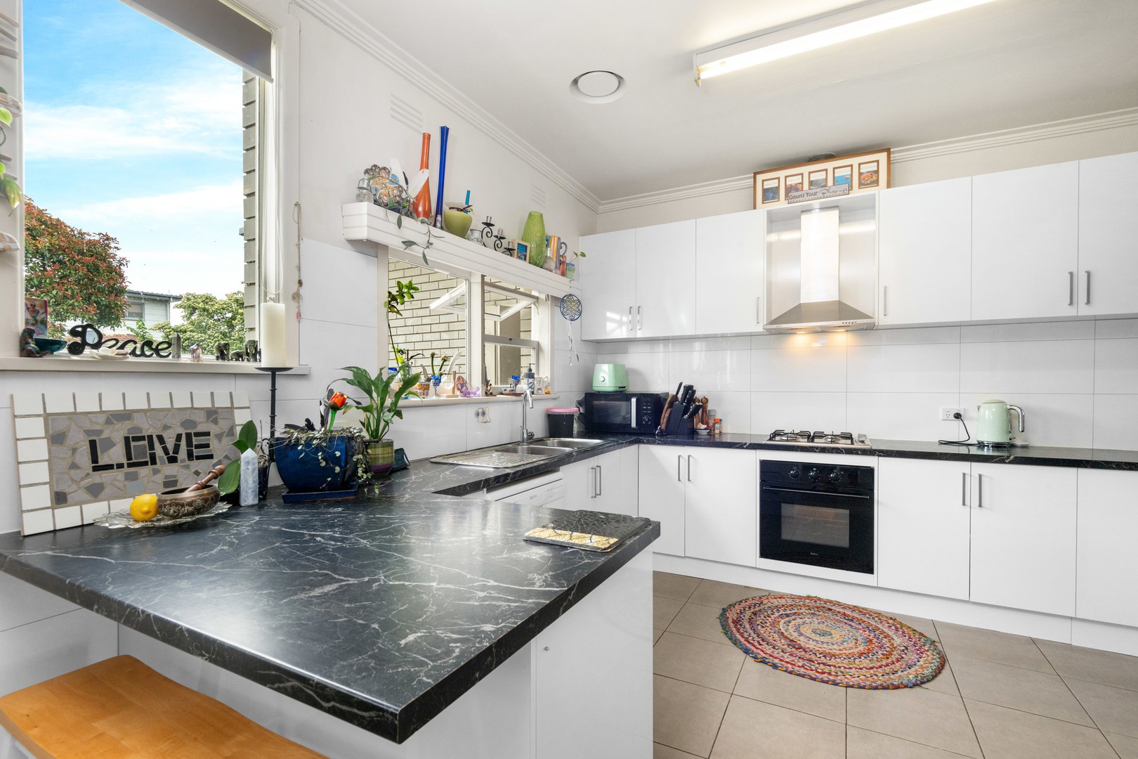 5 Carol Court, Newcomb, VIC 3219 - Thumbnail 2 - 10/12/2025