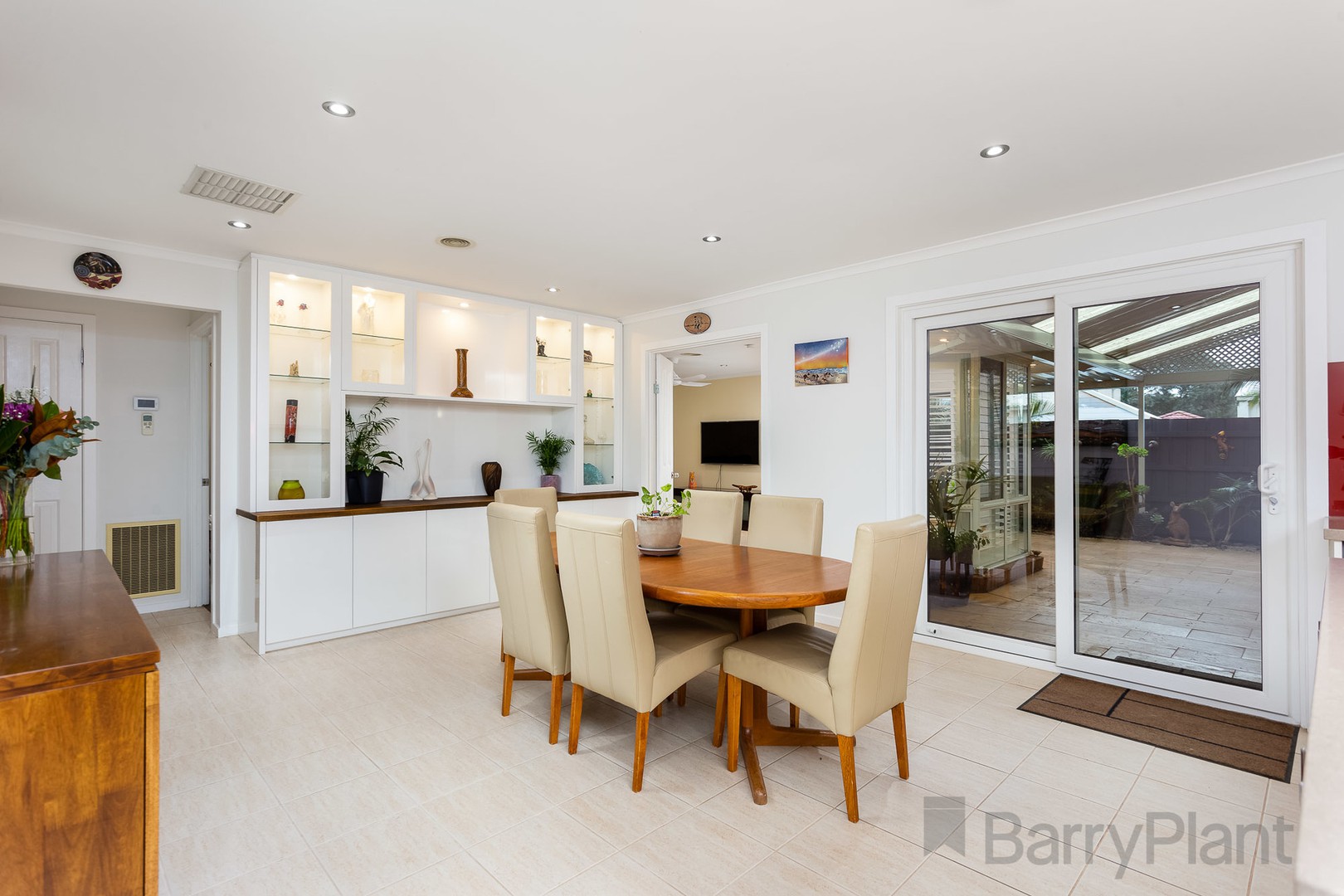 5 Catalina Court, Point Cook, VIC 3030, Point Cook - Thumbnail 5