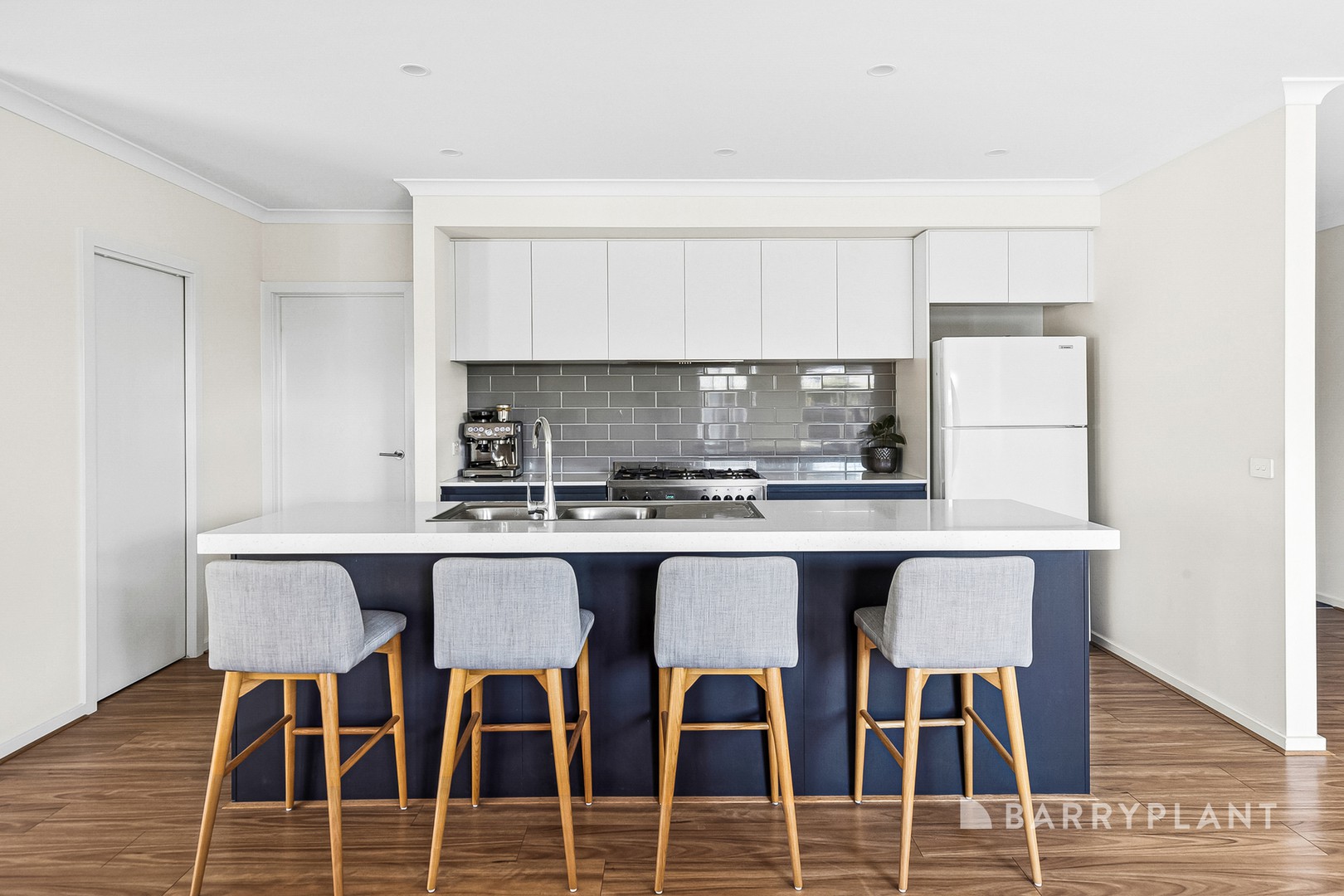 5 Celadon Parade, Mount Duneed, VIC 3217 - Thumbnail 2 - 19/02/2025