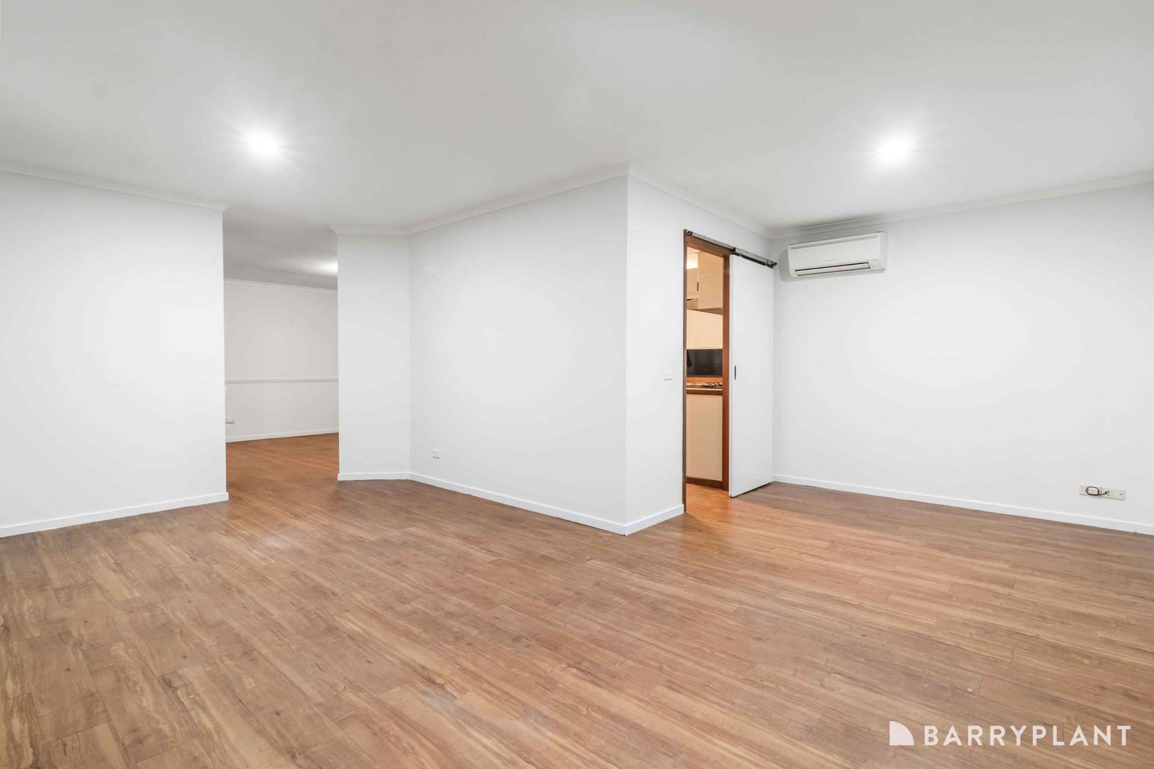 5 Centenary Court, Kings Park, VIC 3021, Kings Park - Thumbnail 2