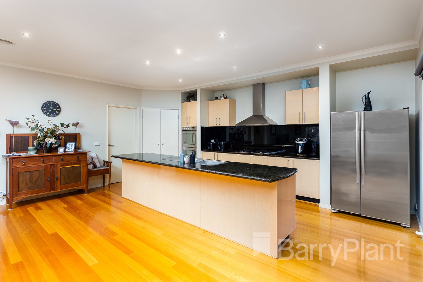 5 Chester Close, Point Cook, VIC 3030, Point Cook - Thumbnail 4