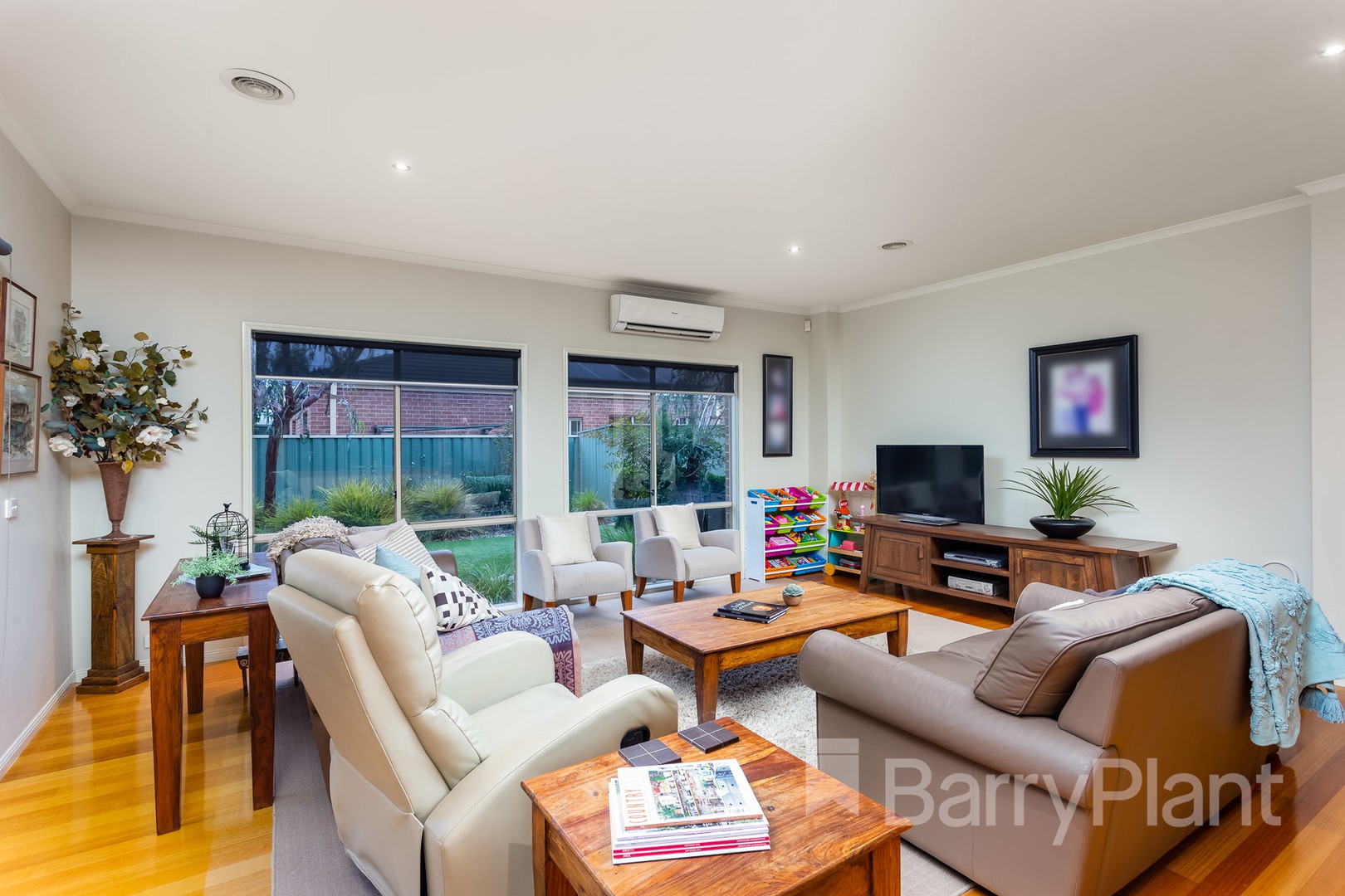 5 Chester Close, Point Cook, VIC 3030, Point Cook - Thumbnail 5