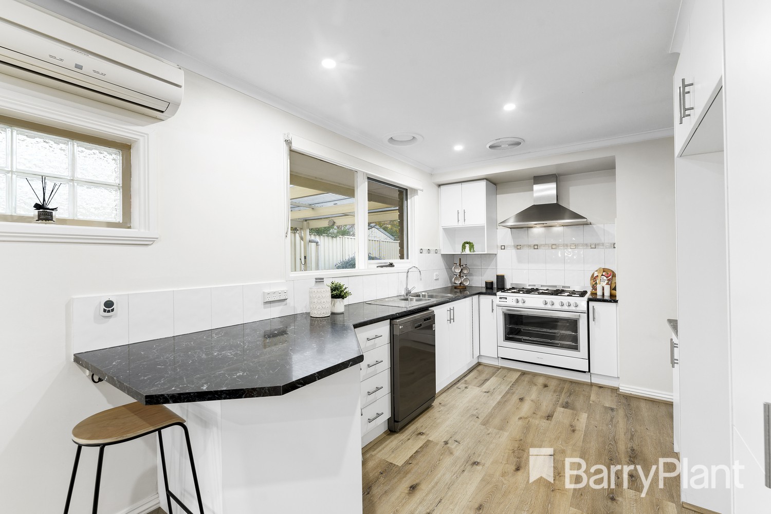 5 Chester Place, Bundoora, VIC 3083, Bundoora - Thumbnail 5