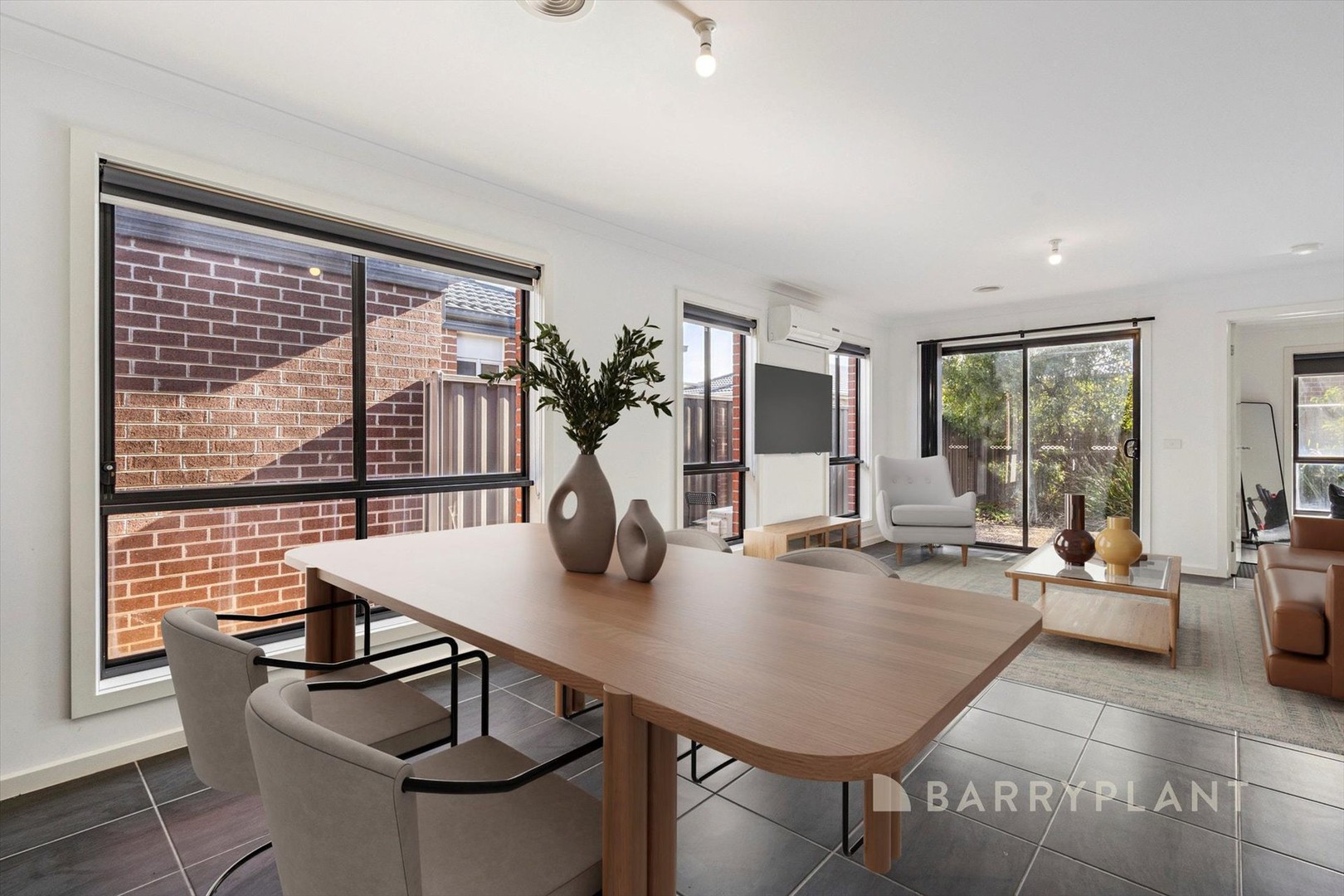 5 Cinnabar Way, Cobblebank, VIC 3338, Cobblebank - Thumbnail 5