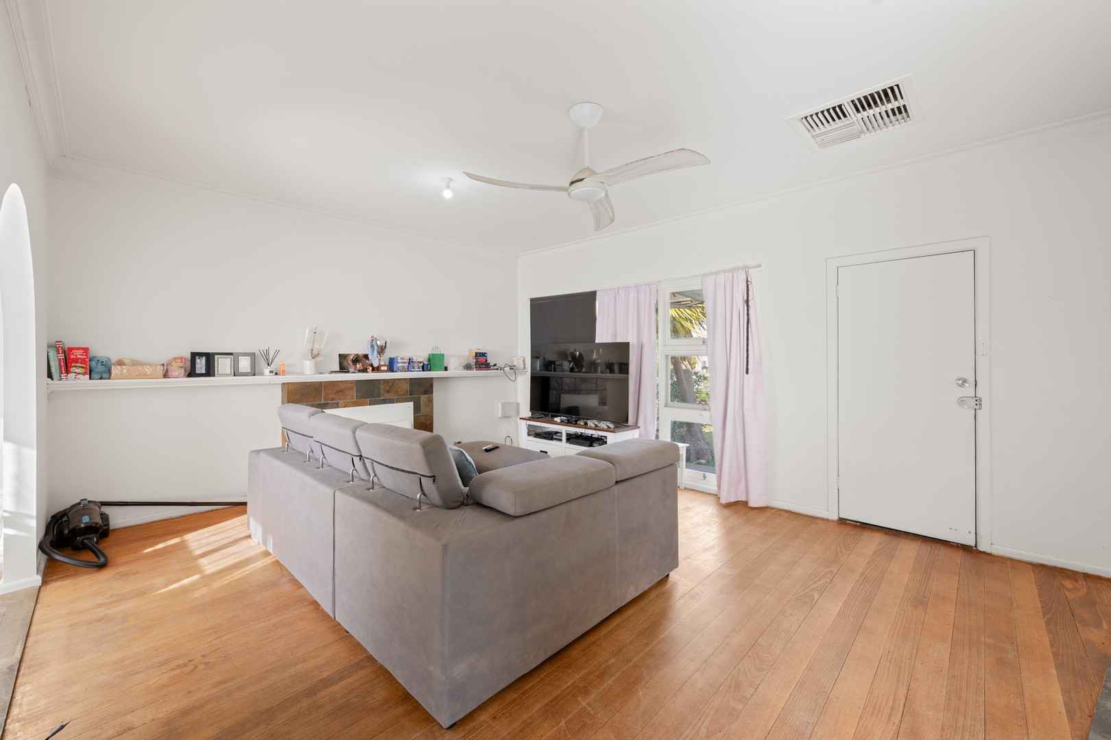 5 Cleary Avenue, Mildura, VIC 3500 - Thumbnail 1 - 29/09/2025