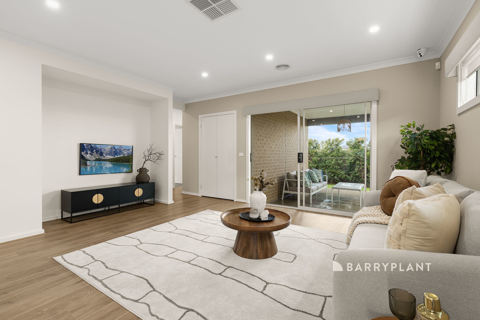 5 Clements Street, Officer South, VIC 3809, Officer South - Thumbnail 8