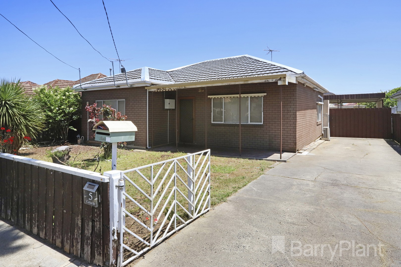 5 Colin Street, Sunshine, VIC 3020, Sunshine - Thumbnail 2