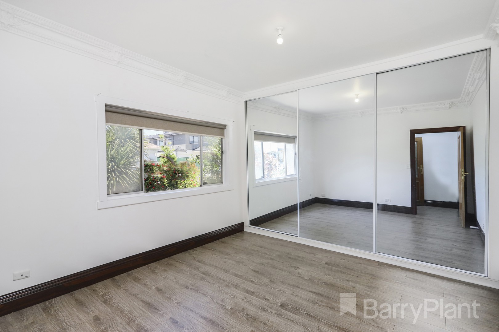 5 Colin Street, Sunshine, VIC 3020, Sunshine - Thumbnail 3