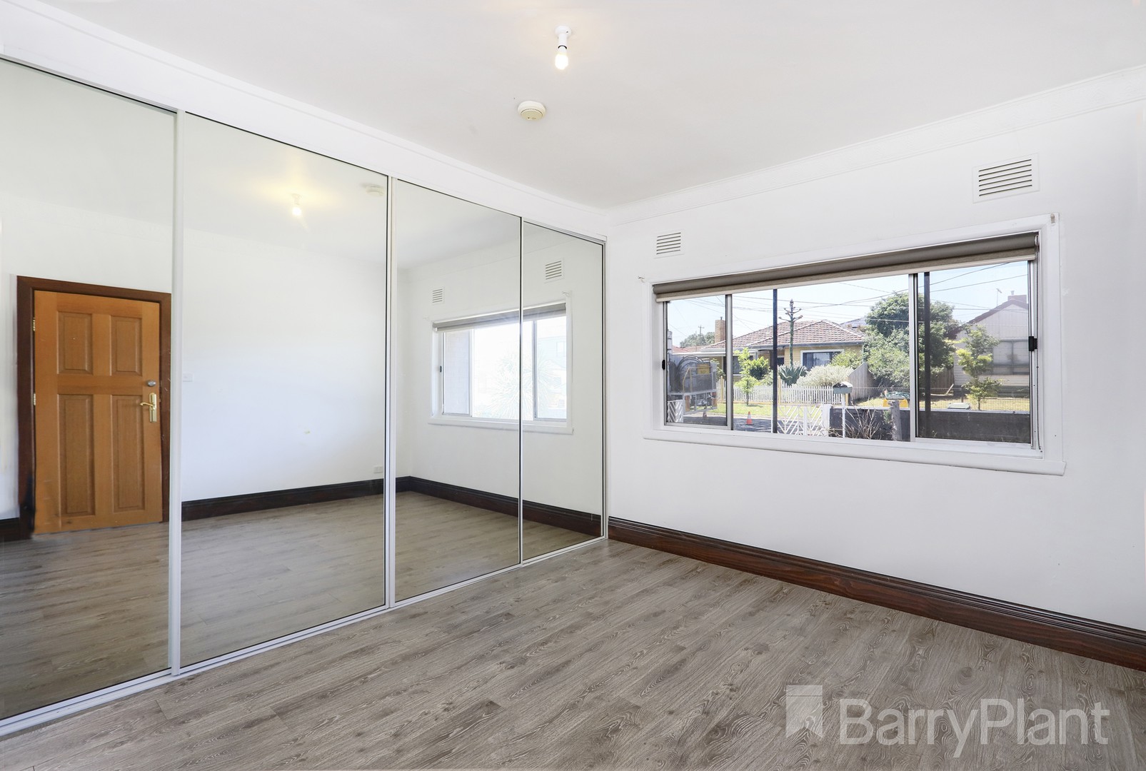 5 Colin Street, Sunshine, VIC 3020, Sunshine - Thumbnail 4