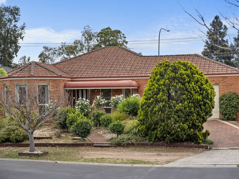 5 Como Glen, Caroline Springs, VIC 3023 - Image - 11/11/2025