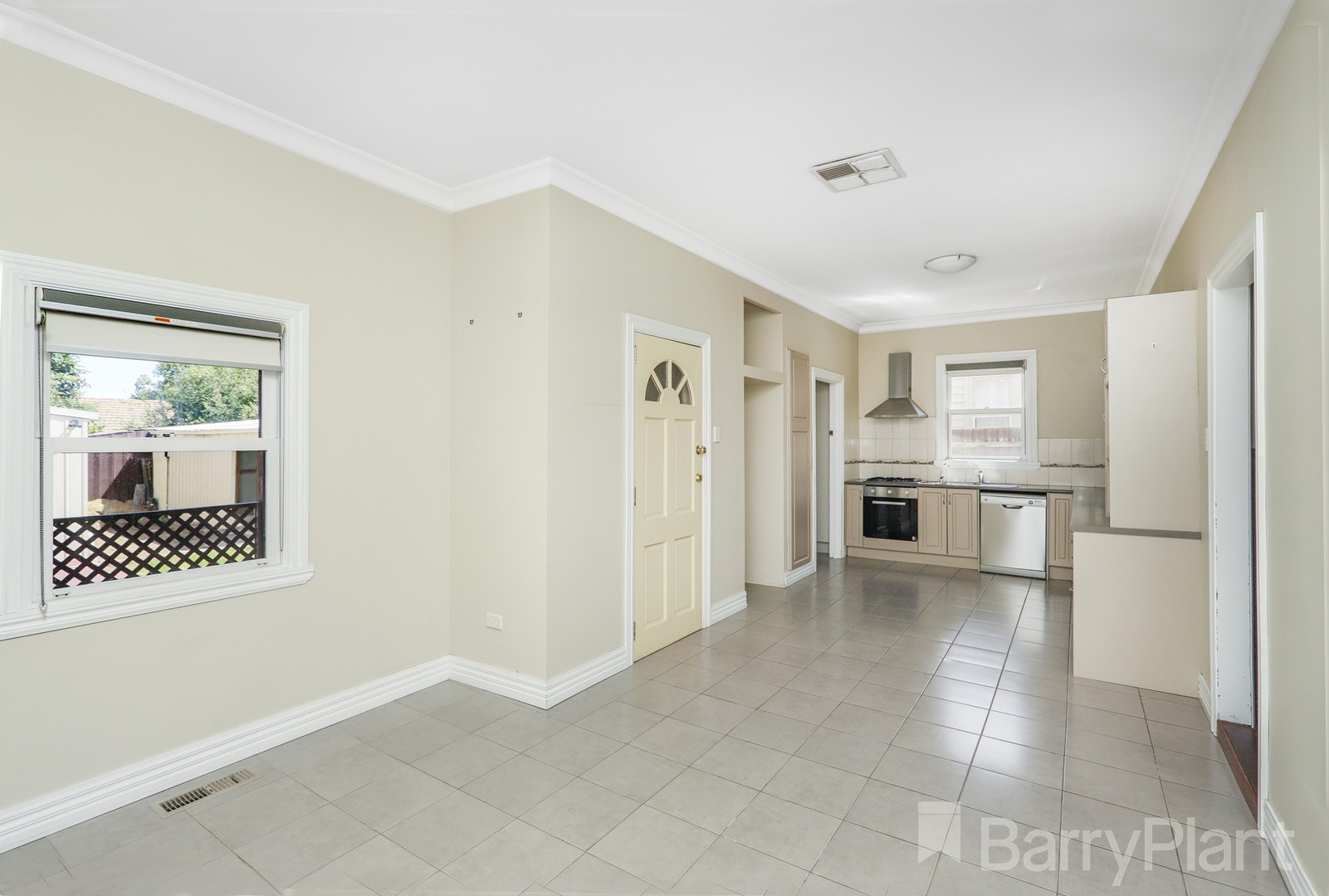 5 Couch Street, Sunshine, VIC 3020, Sunshine - Thumbnail 4