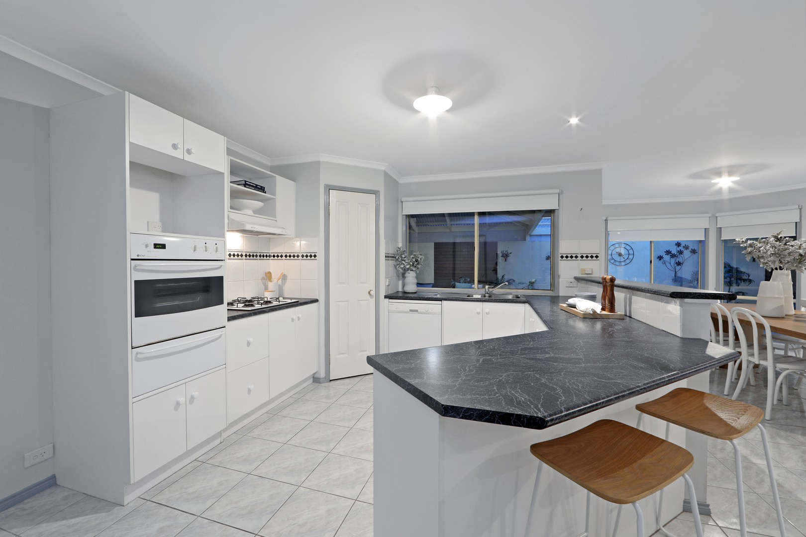 5 Cremin Court, Rowville, VIC 3178, Rowville - Thumbnail 4
