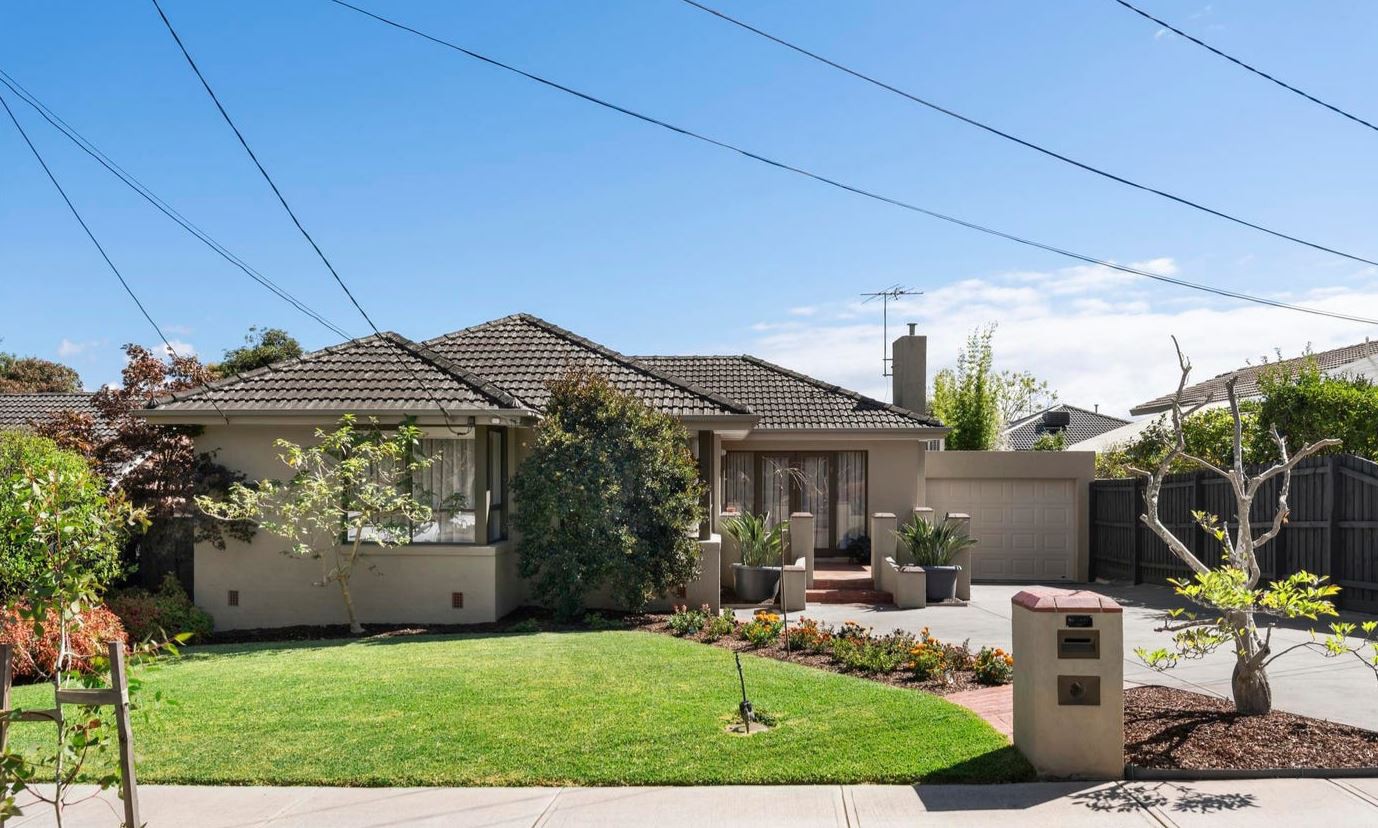 5 Crockerton Court, Blackburn South, VIC 3130 - Thumbnail 2 - 15/08/2022