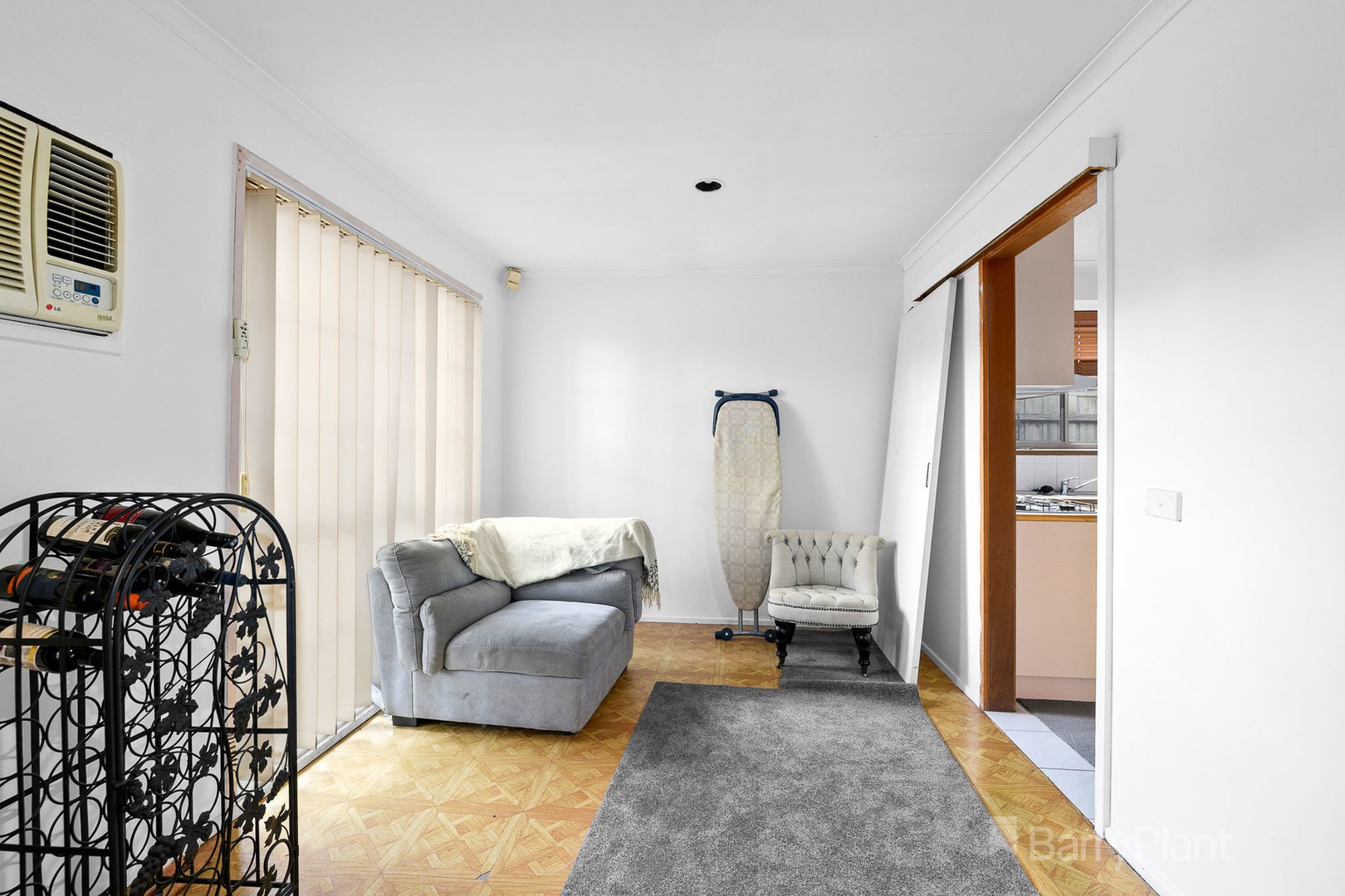 5 Crystal GardensCranbourne West, VIC 3977, Cranbourne West - Thumbnail 3
