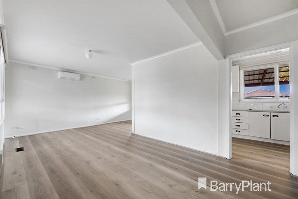 5 Curlew CloseMelton, VIC 3337, Melton - Thumbnail 4