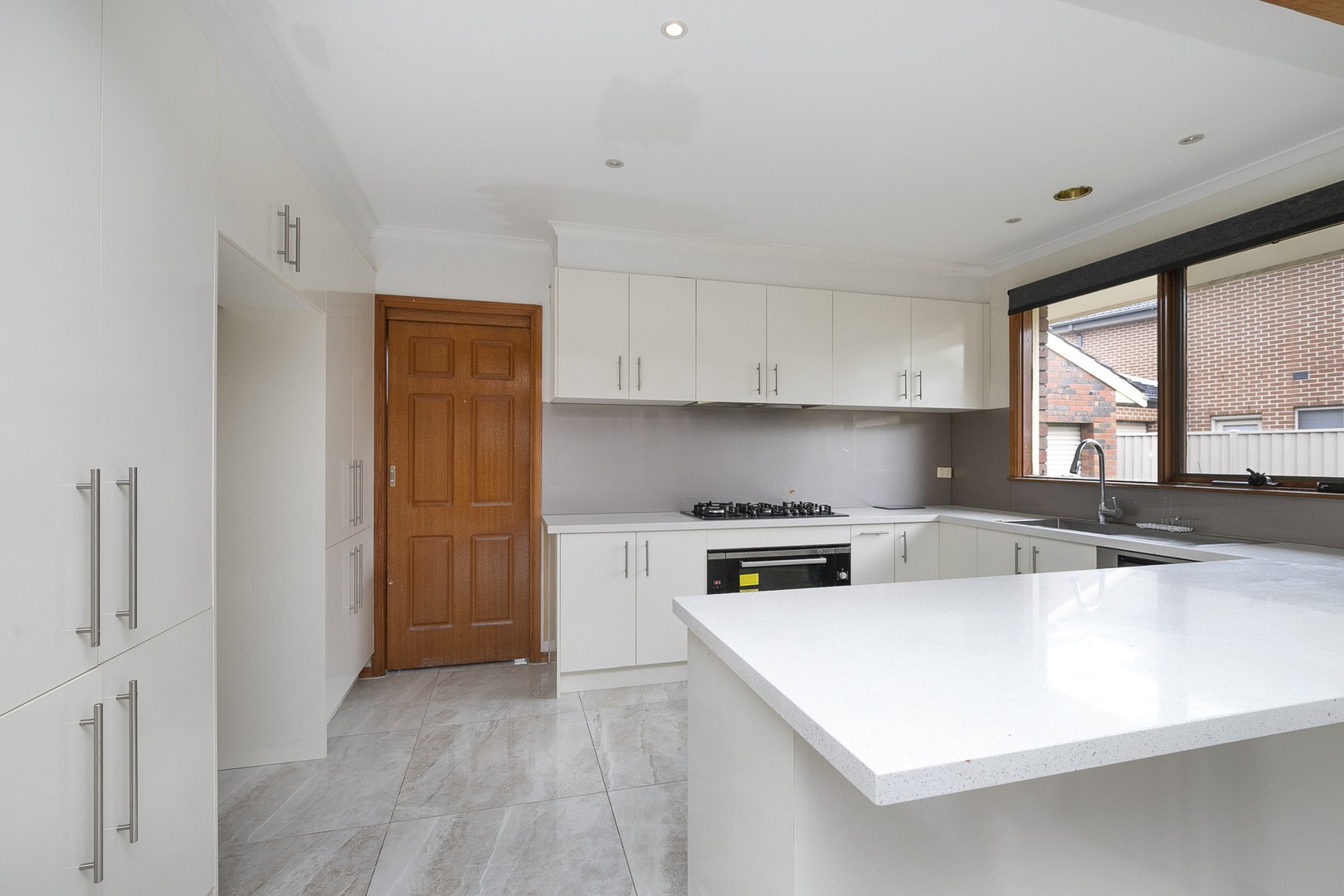 5 Darracq Drive, Keilor Downs, VIC 3038 - Thumbnail 2 - 07/11/2025