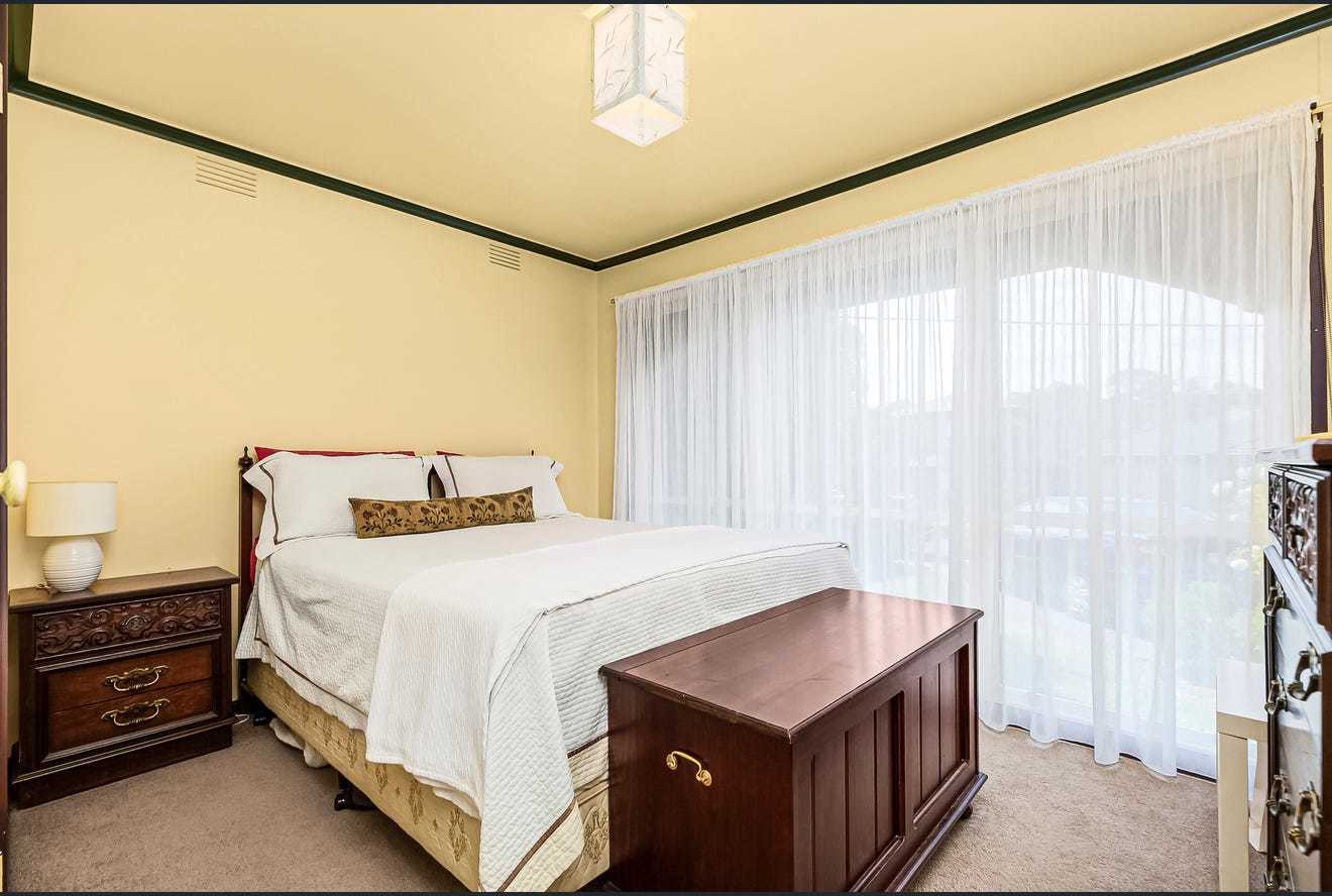 5 De Havilland Avenue, Strathmore, VIC 3041, Strathmore Heights - Thumbnail 5