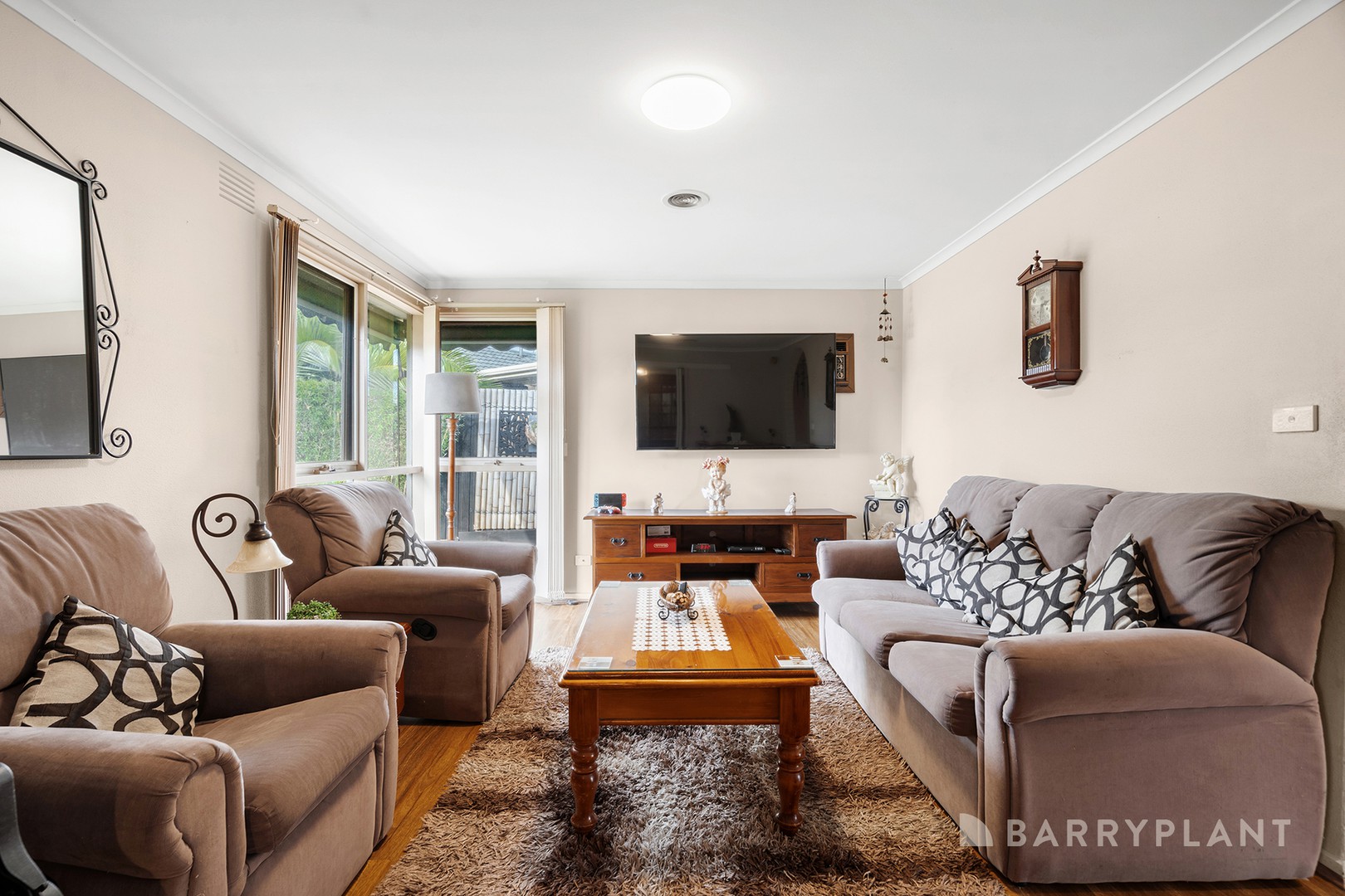 5 Derwent Court, Thomastown, VIC 3074 - Thumbnail 2 - 06/08/2025