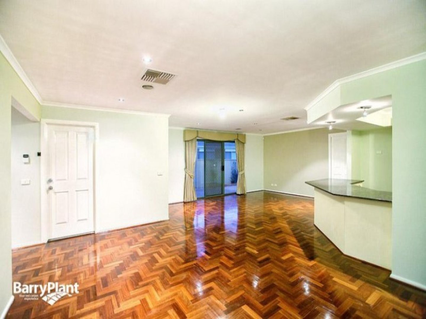 5 Diablo Place, Craigieburn, VIC 3064, Craigieburn - Thumbnail 4