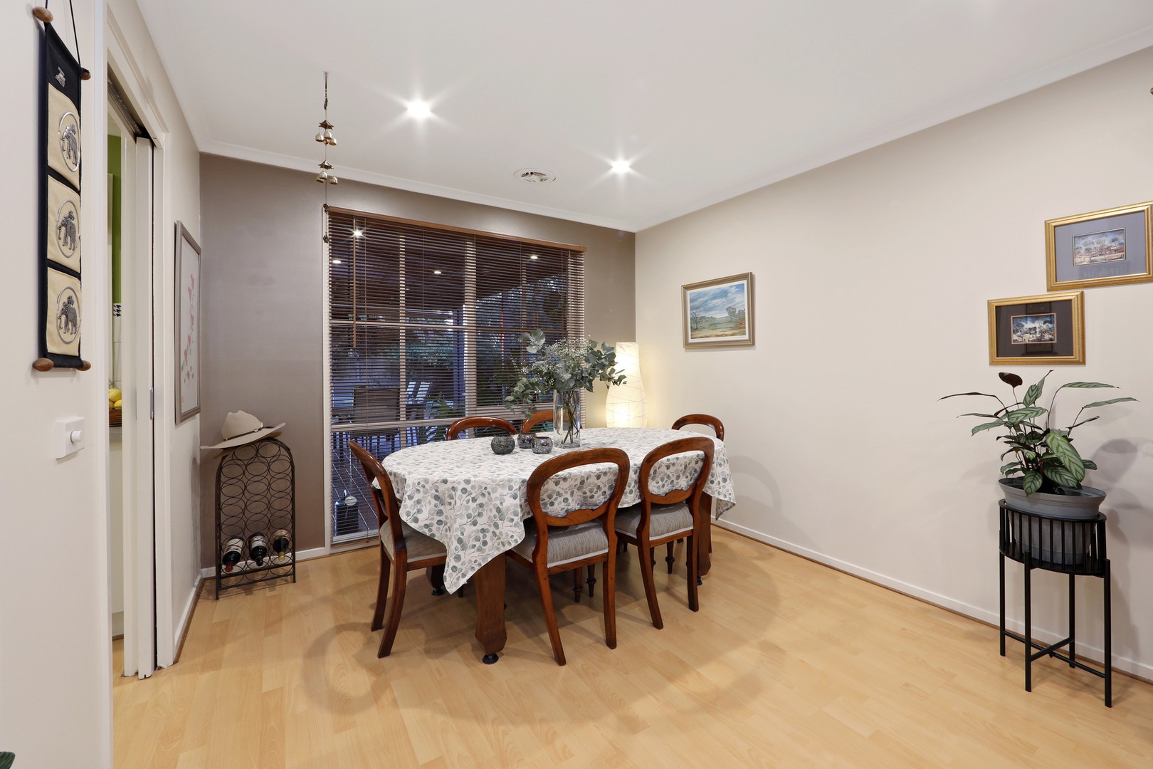 5 Diamond Close, Ferntree Gully, VIC 3156, Ferntree Gully - Thumbnail 3