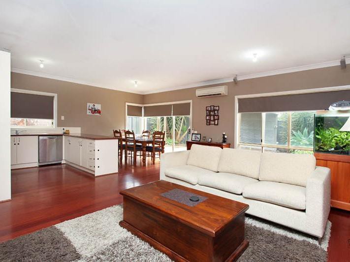5 Dickerson Way, Caroline Springs, VIC 3023, Caroline Springs - Thumbnail 4