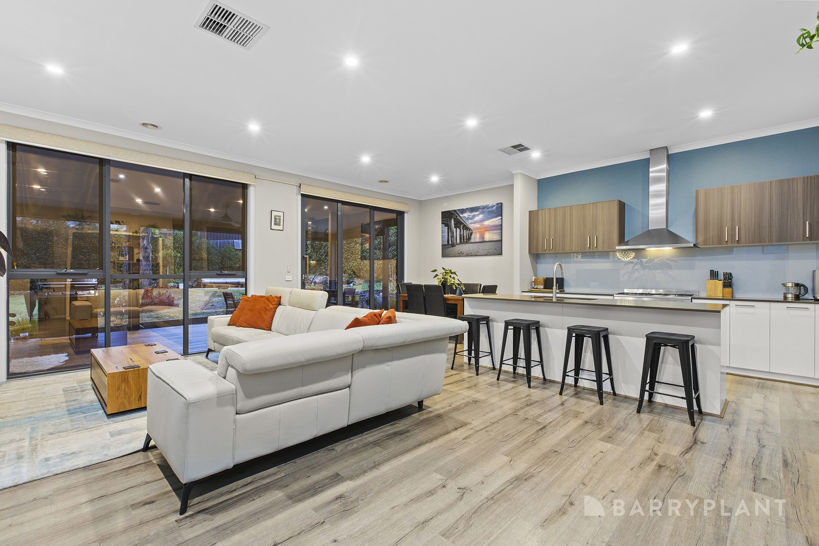 5 Dixon Place, Lilydale, VIC 3140 - Thumbnail 2 - 09/04/2026