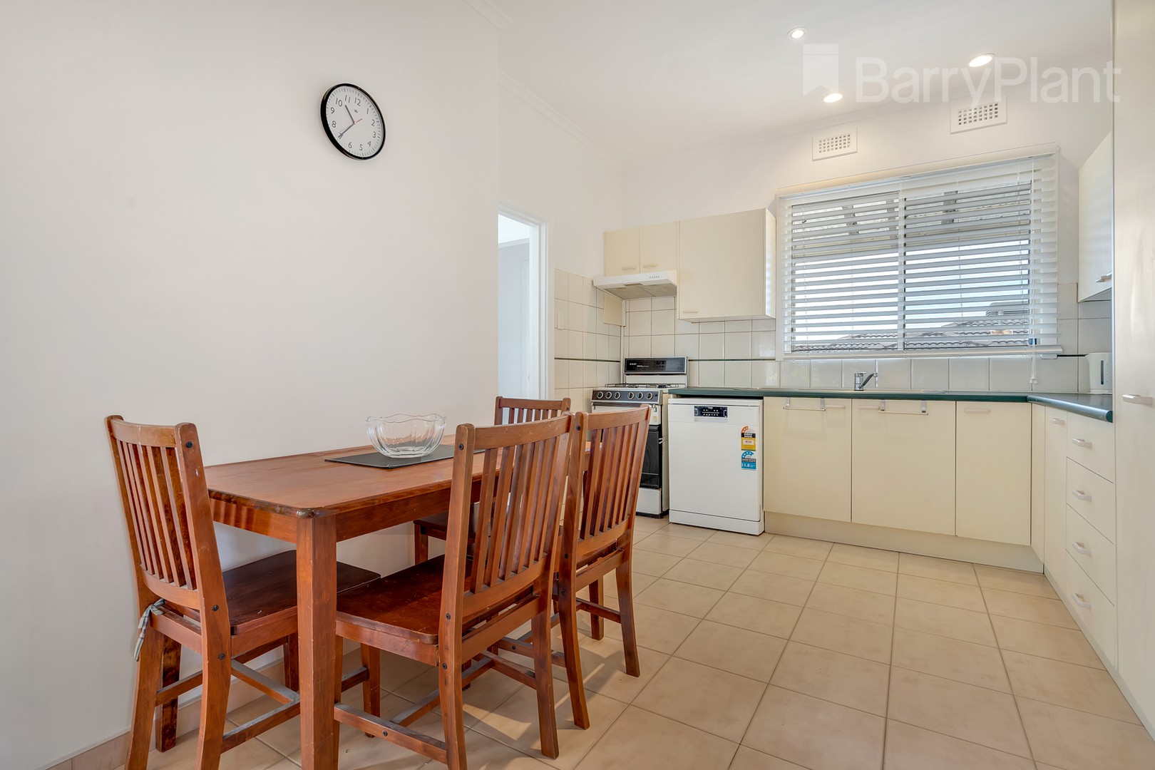5 Dorrington Avenue, Reservoir, VIC 3073, Reservoir - Thumbnail 6