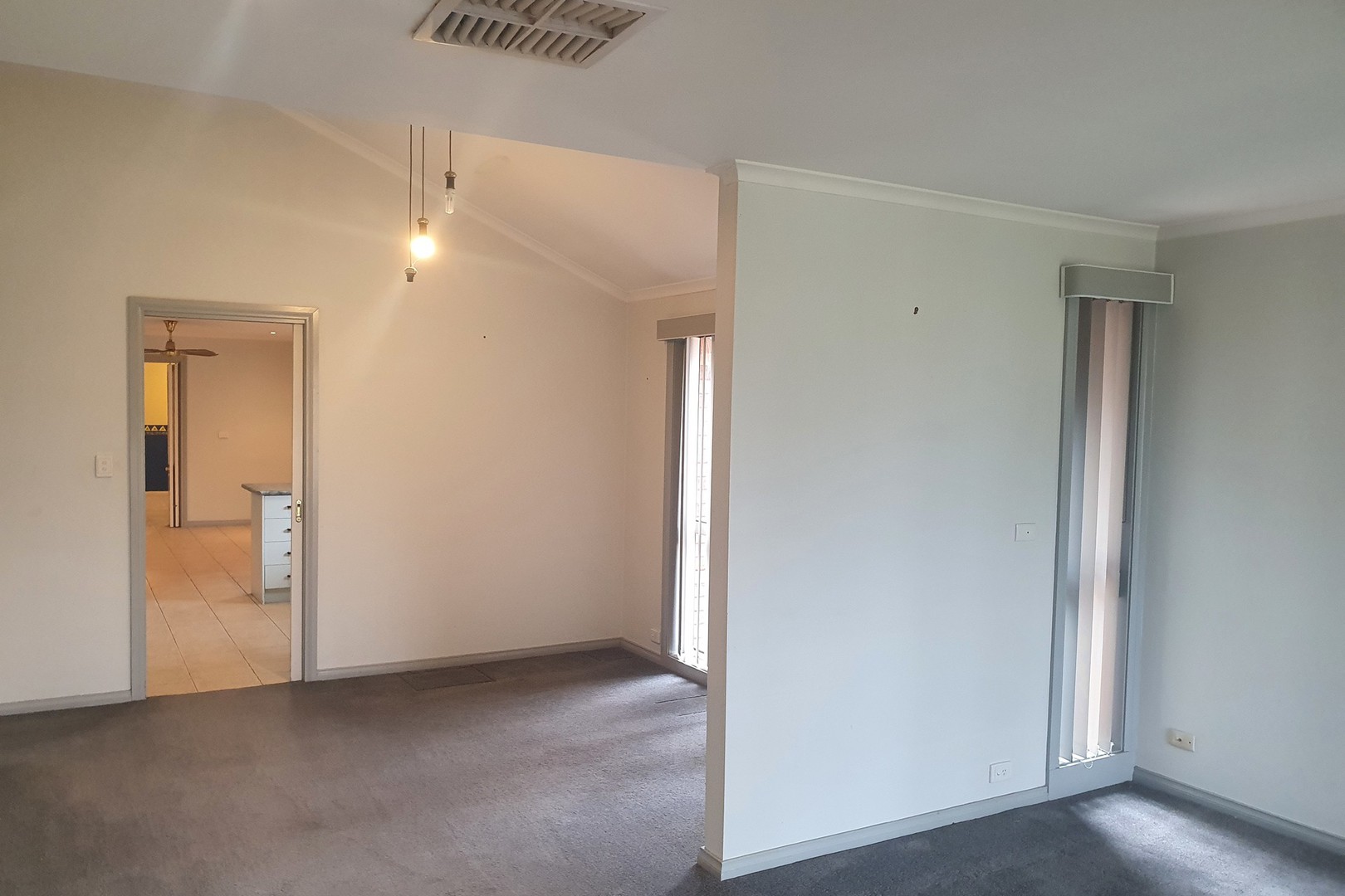 5 Dozey Court, Roxburgh Park, VIC 3064, Roxburgh Park - Thumbnail 3