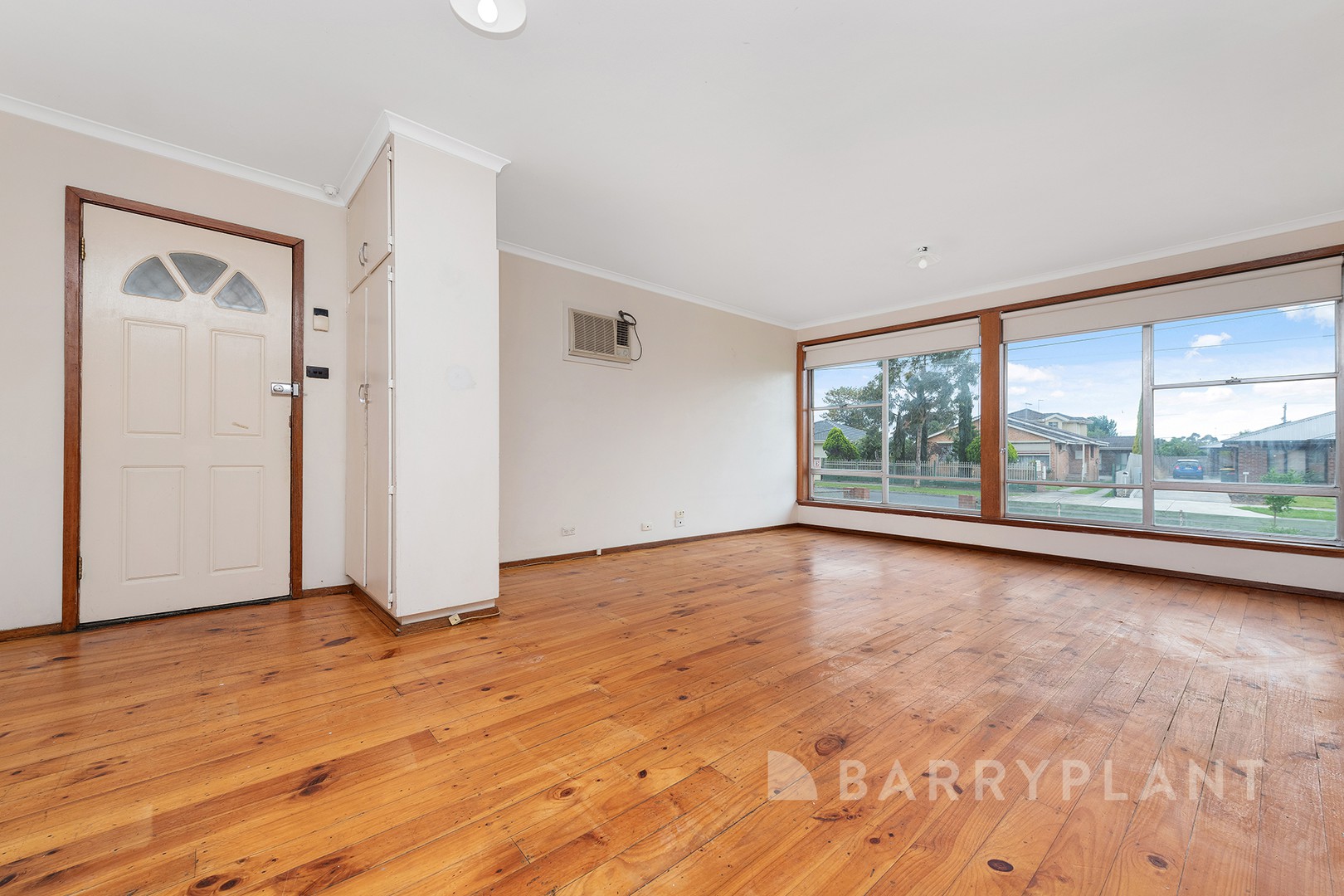 5 Drinkwater Crescent, Sunshine West, VIC 3020, Sunshine West - Thumbnail 2