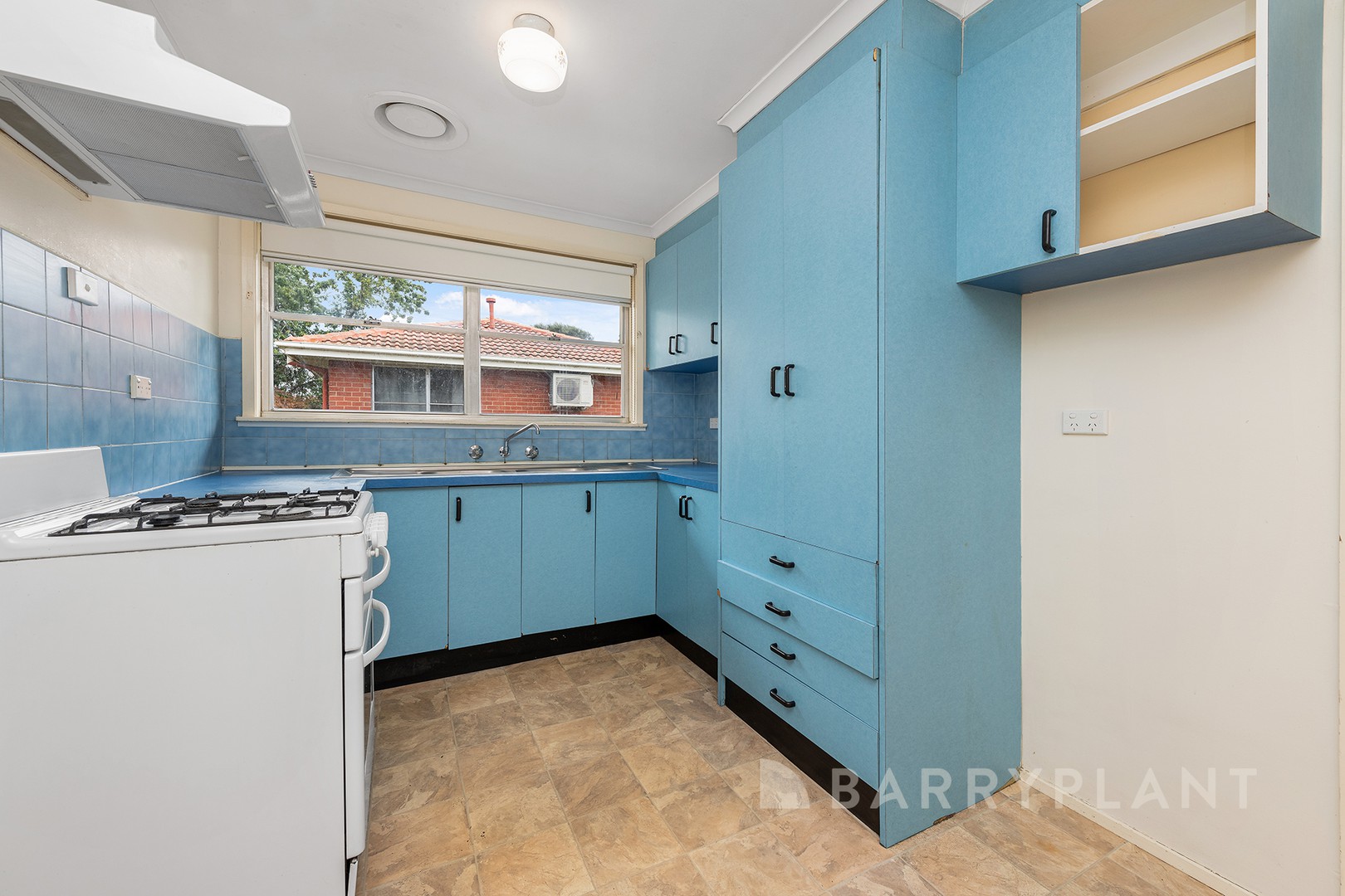 5 Drinkwater Crescent, Sunshine West, VIC 3020, Sunshine West - Thumbnail 3