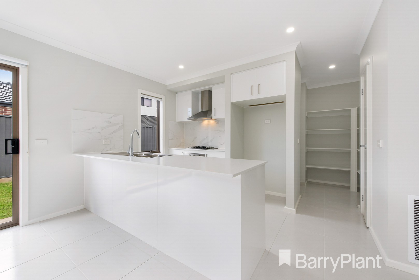 5 Drummoyne  Street, Tarneit, VIC 3029 - Thumbnail 2 - 10/11/2022