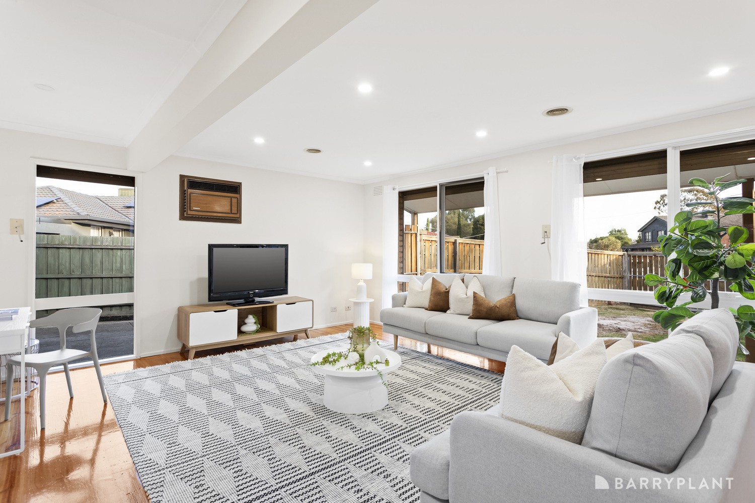 5 Dryden Court, Bundoora, VIC 3083 - Thumbnail 2 - 22/07/2025