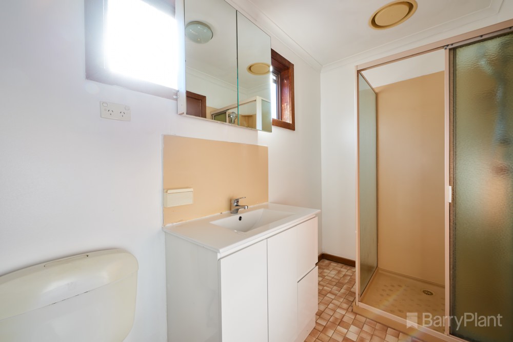 5 Dunblane Road, Noble Park, VIC 3174, Noble Park - Thumbnail 6