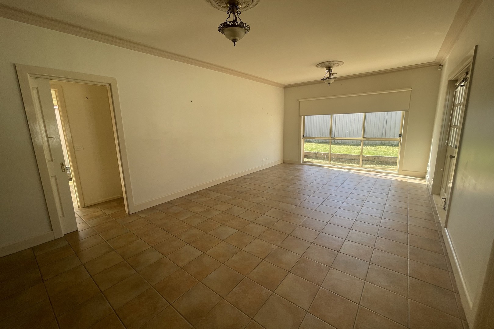 5 Eagle Court, Craigieburn, VIC 3064 - Thumbnail 2 - 06/01/2026