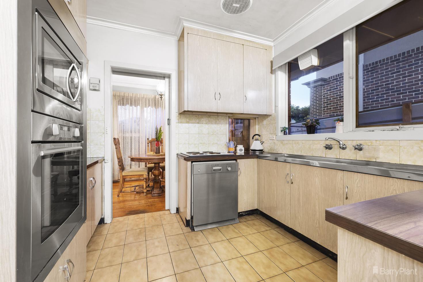 5 Eama Court, Bulleen, VIC 3105, Bulleen - Thumbnail 3