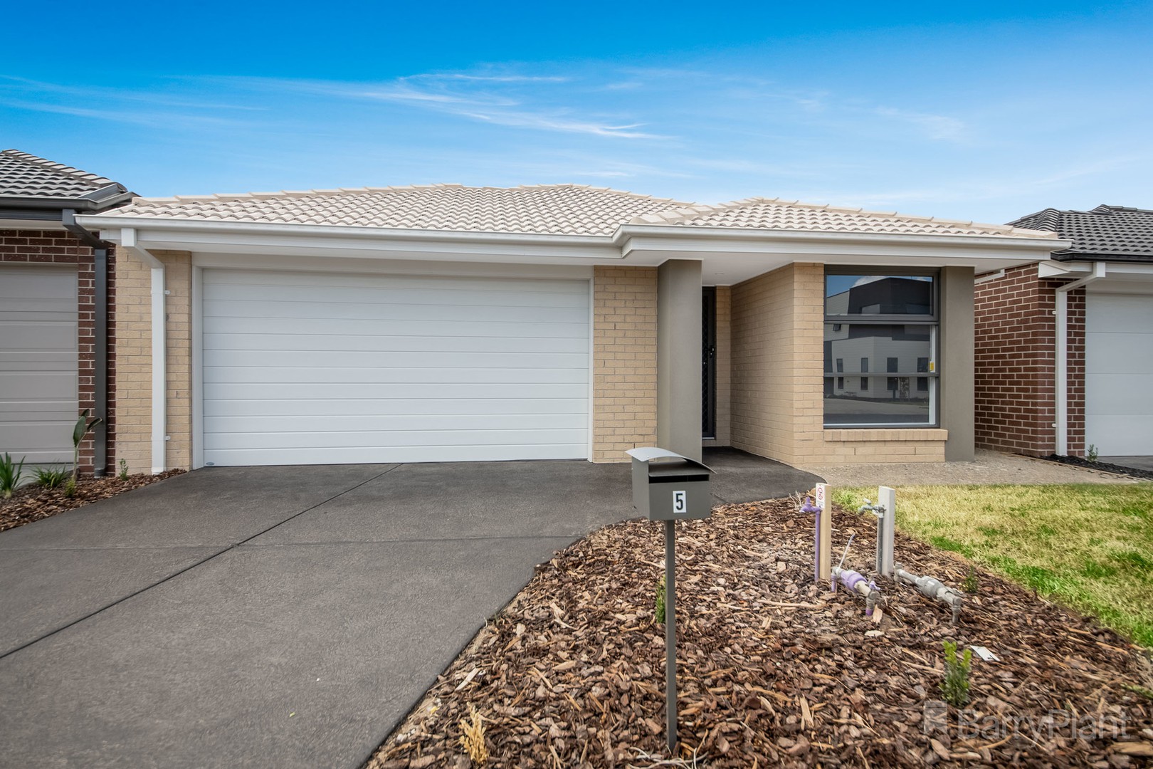 5 Earhart Street, Pakenham, VIC 3810 - Thumbnail 1 - 09/09/2022