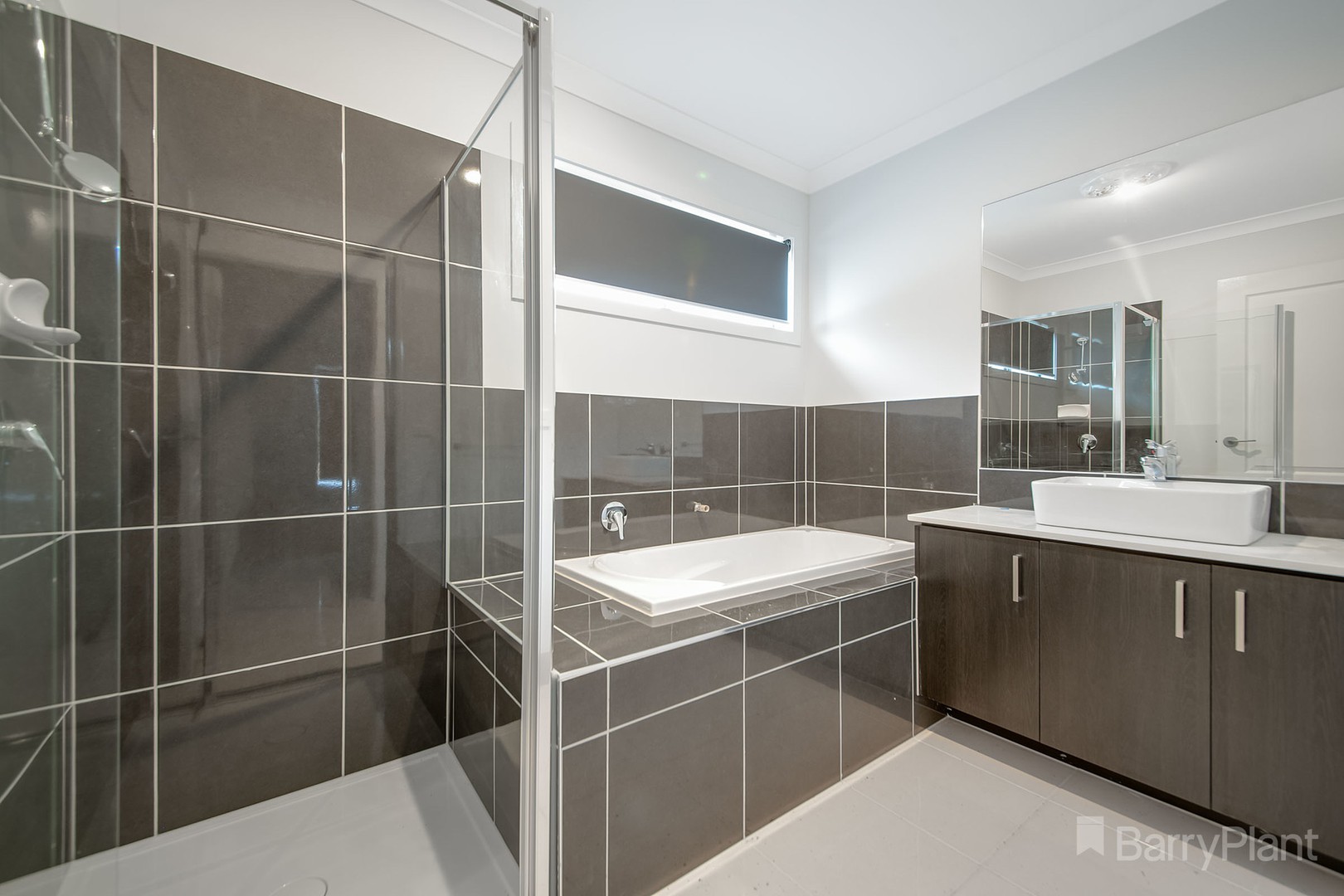 5 Earhart Street, Pakenham, VIC 3810, Pakenham - Thumbnail 7