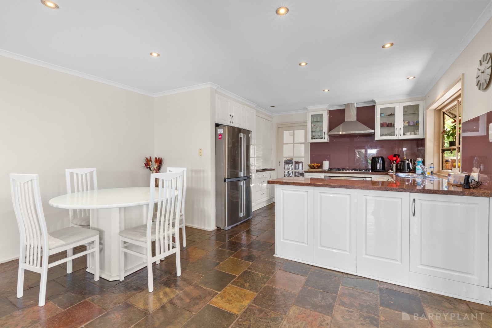 5 Earls Court, Endeavour Hills, VIC 3802, Endeavour Hills - Thumbnail 5