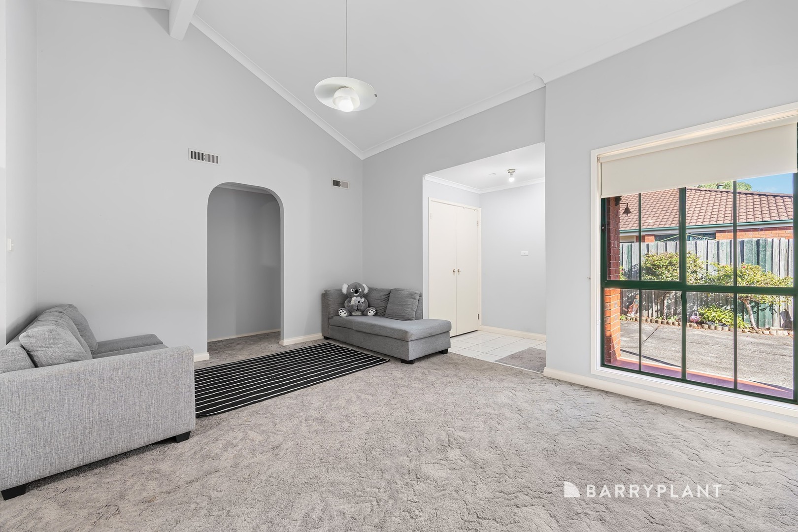 5 Eccles Close, Mill Park, VIC 3082 - Thumbnail 2 - 25/02/2026