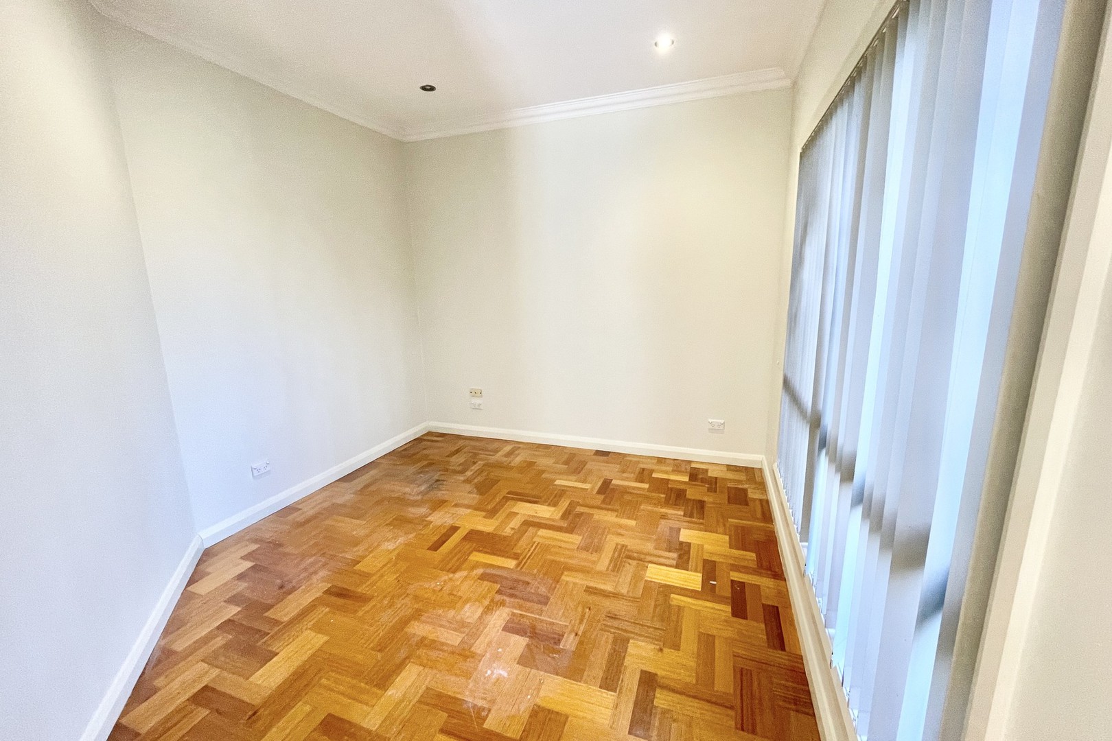 5 Edinburgh Lane, Caroline Springs, VIC 3023 - Thumbnail 2 - 27/07/2026