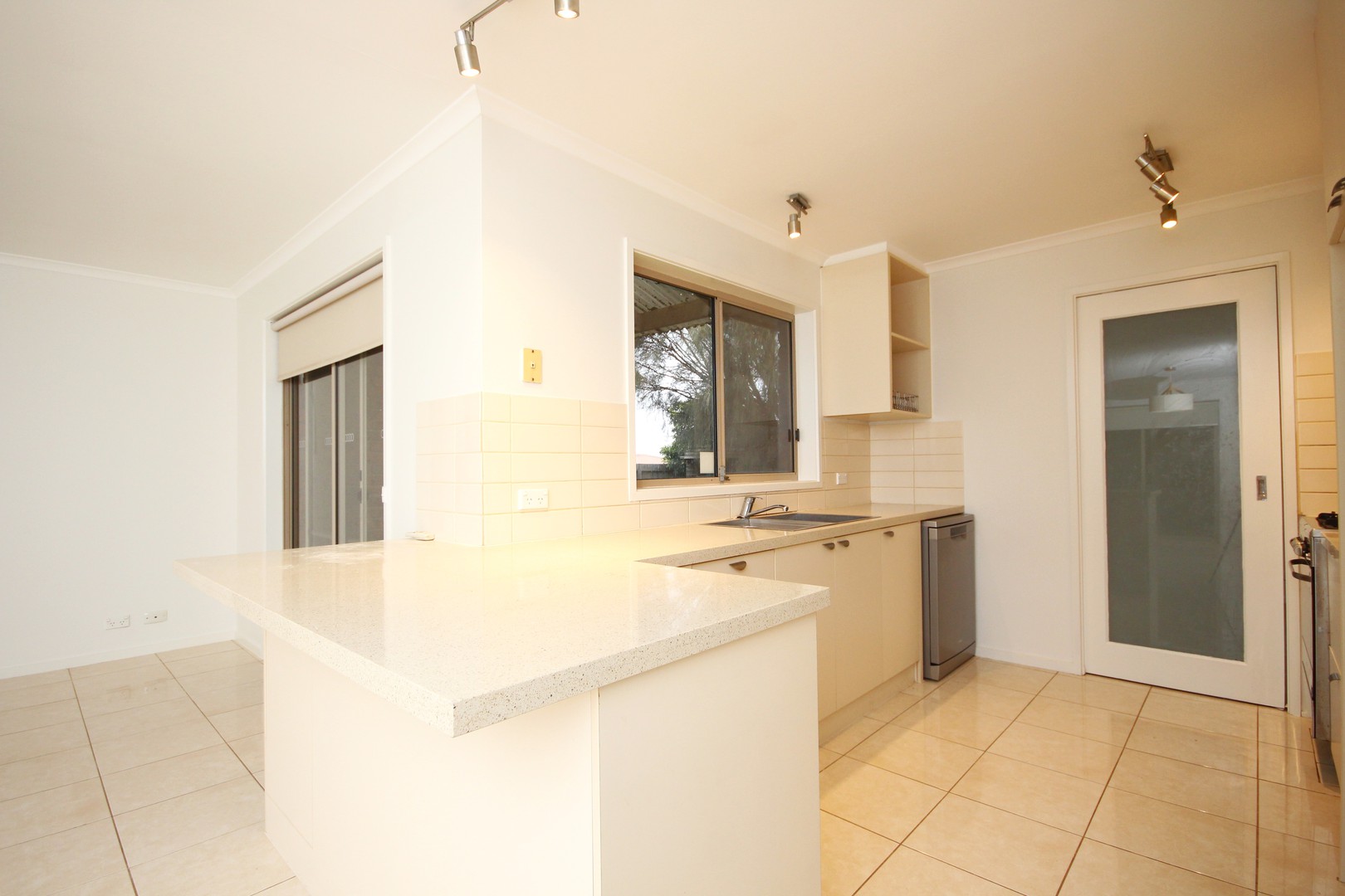 5 Ellis Court, Grovedale, VIC 3216 - Thumbnail 2 - 07/08/2026
