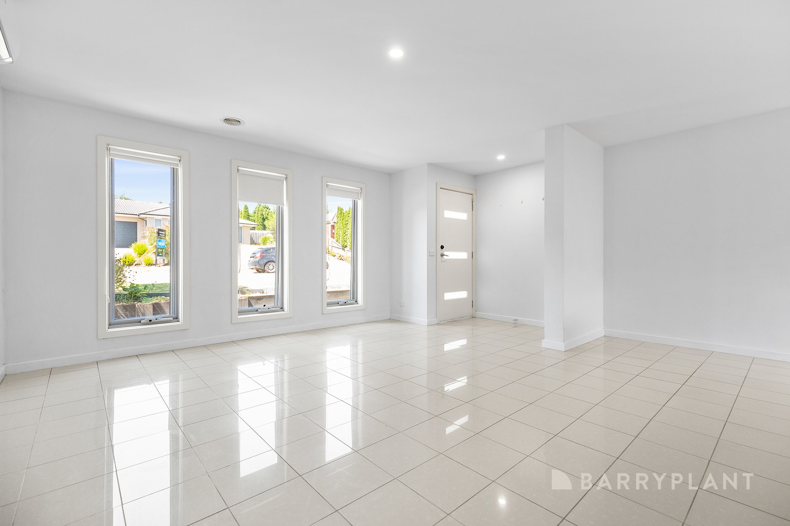 5 Emma Close, Drouin, VIC 3818, Drouin - Thumbnail 3