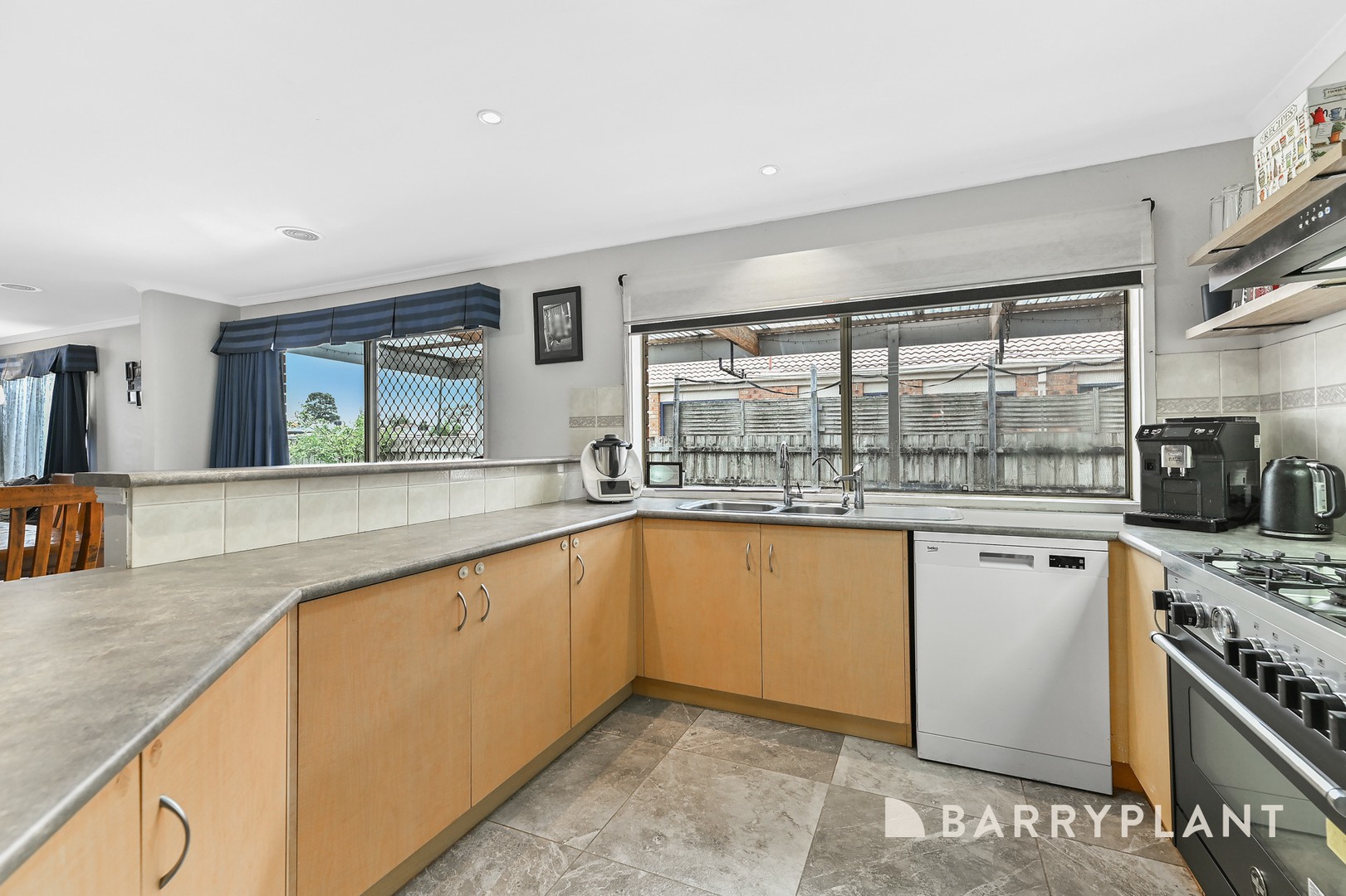 5 Essex Court, Cranbourne East, VIC 3977, Cranbourne East - Thumbnail 7