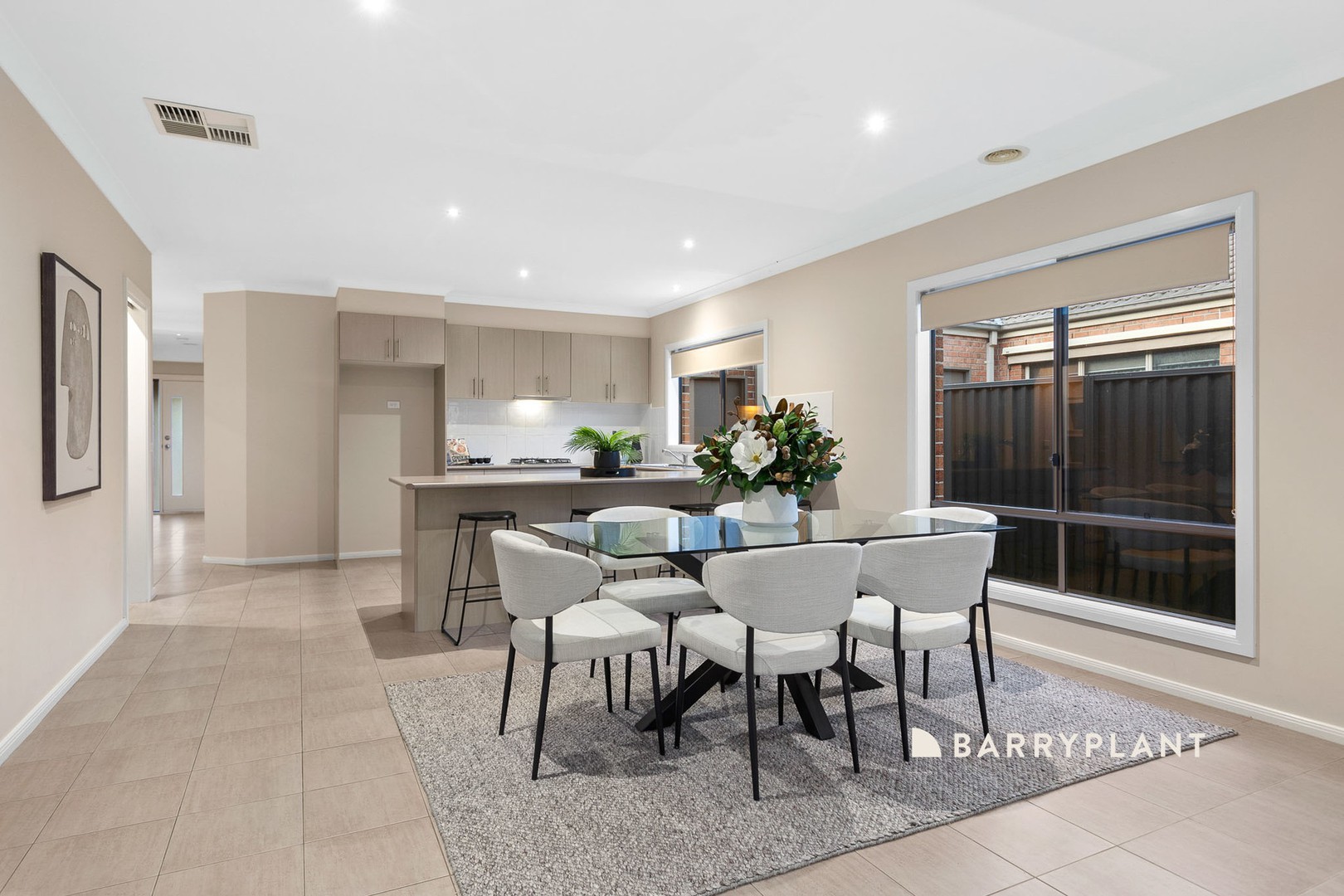 5 Fairchild Place, Pakenham, VIC 3810, Pakenham - Thumbnail 3